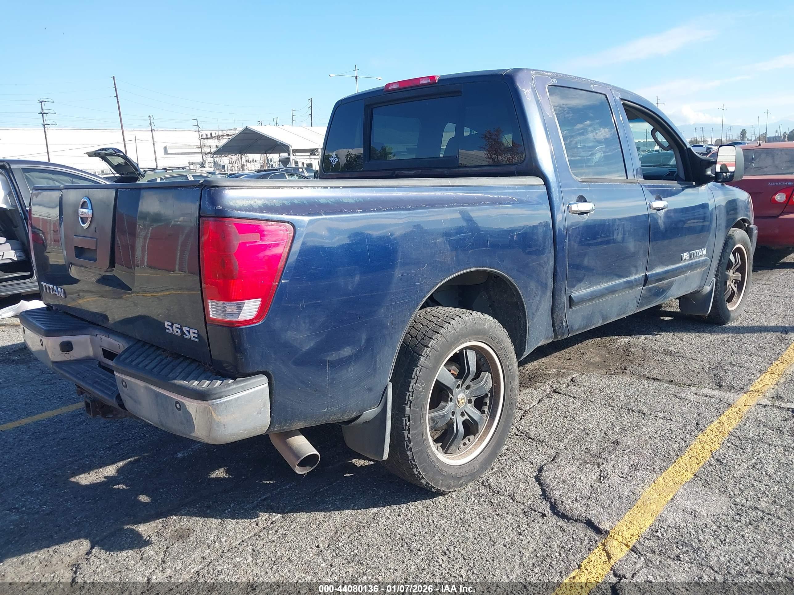 NISSAN TITAN image 4