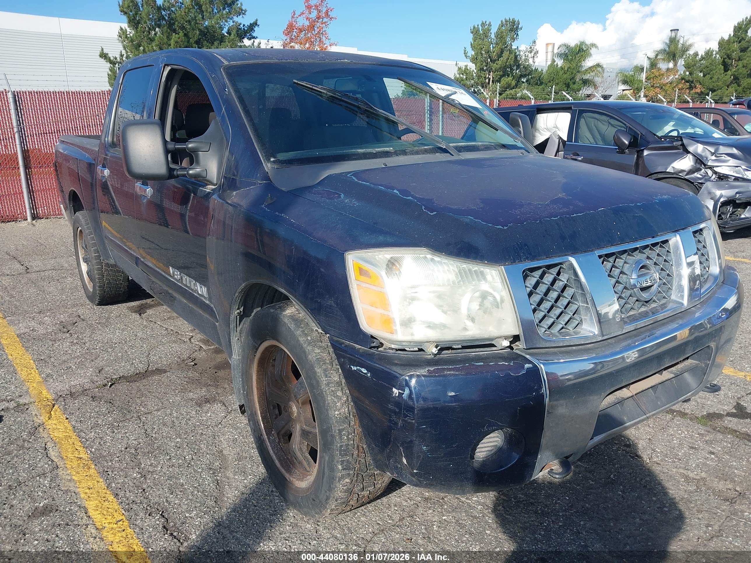 NISSAN TITAN image 6