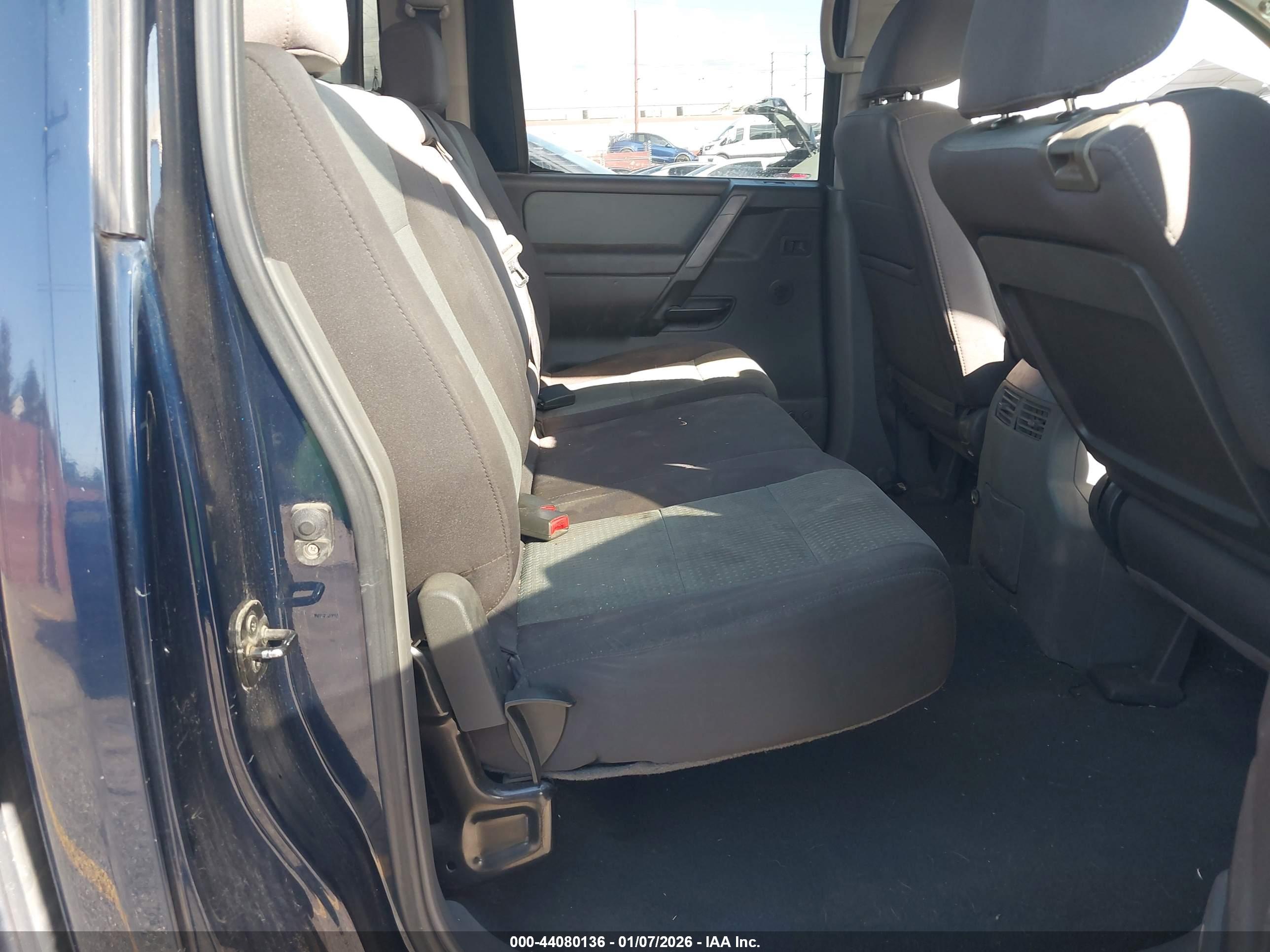 NISSAN TITAN image 8