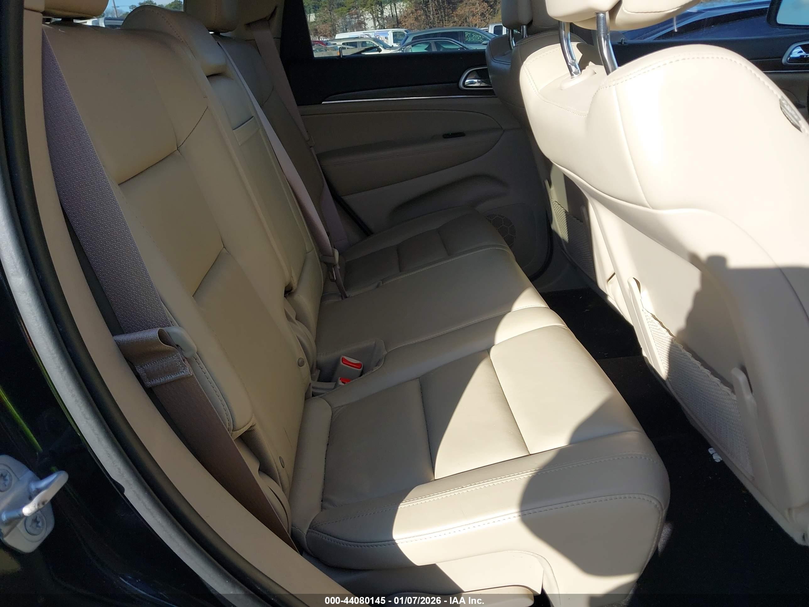 JEEP GRAND image 8