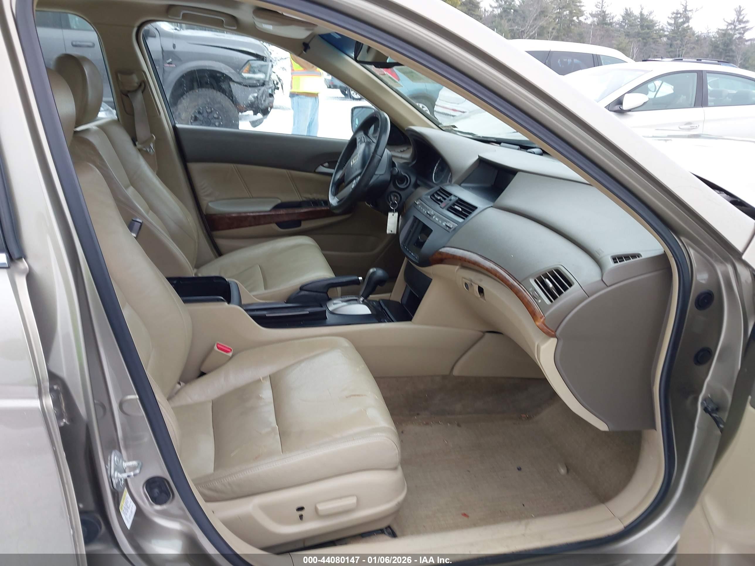 HONDA ACCORD image 5