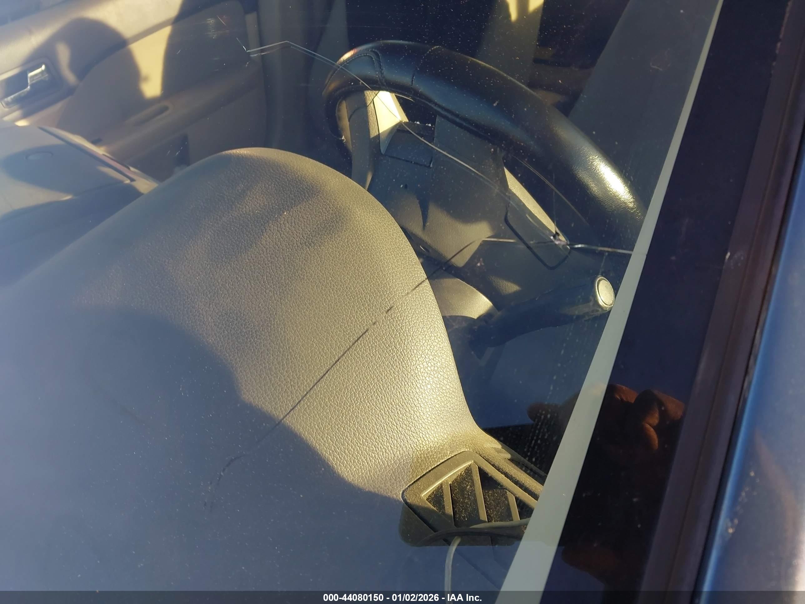 FORD FUSION image 6