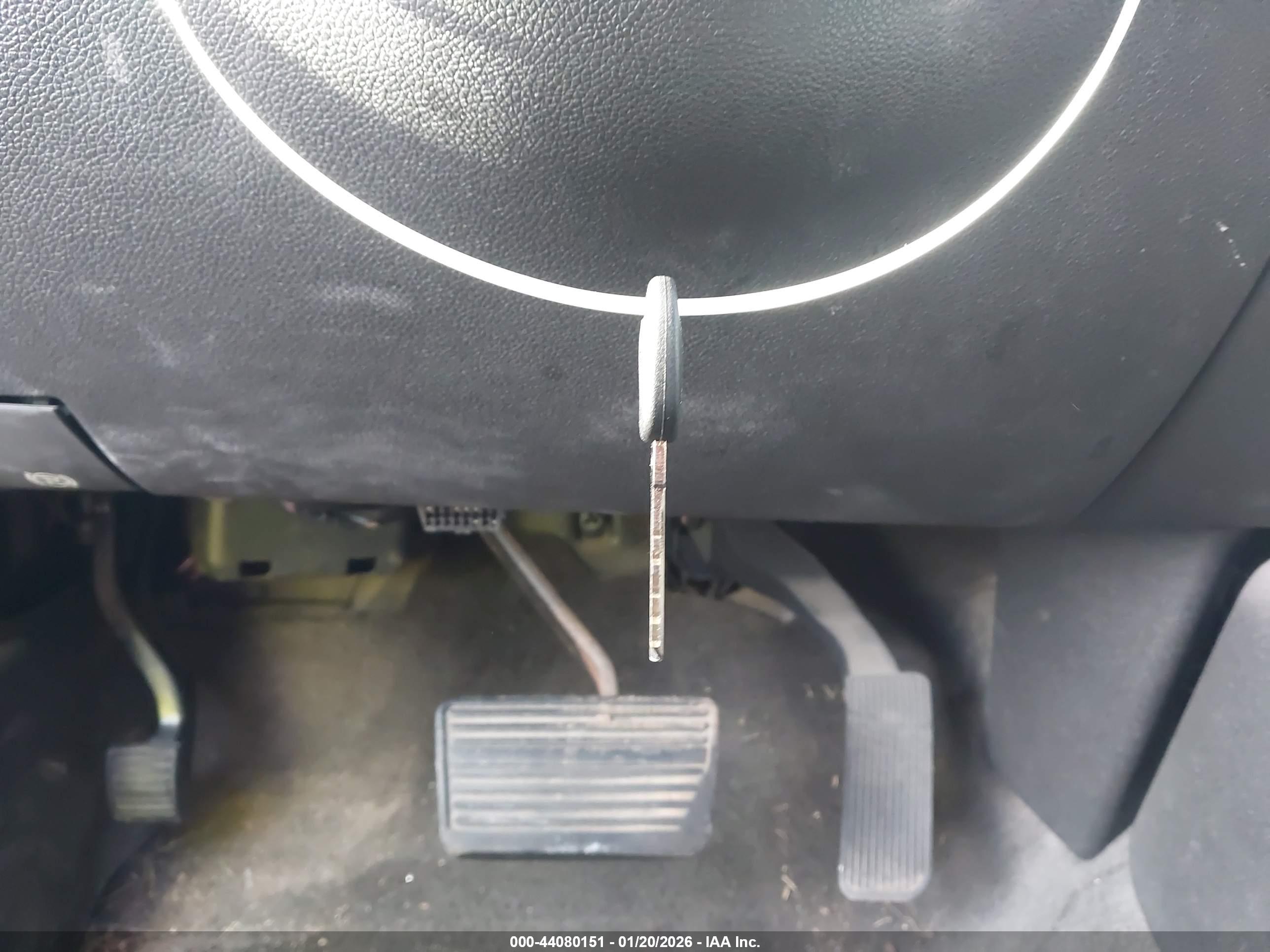 GMC YUKON image 11
