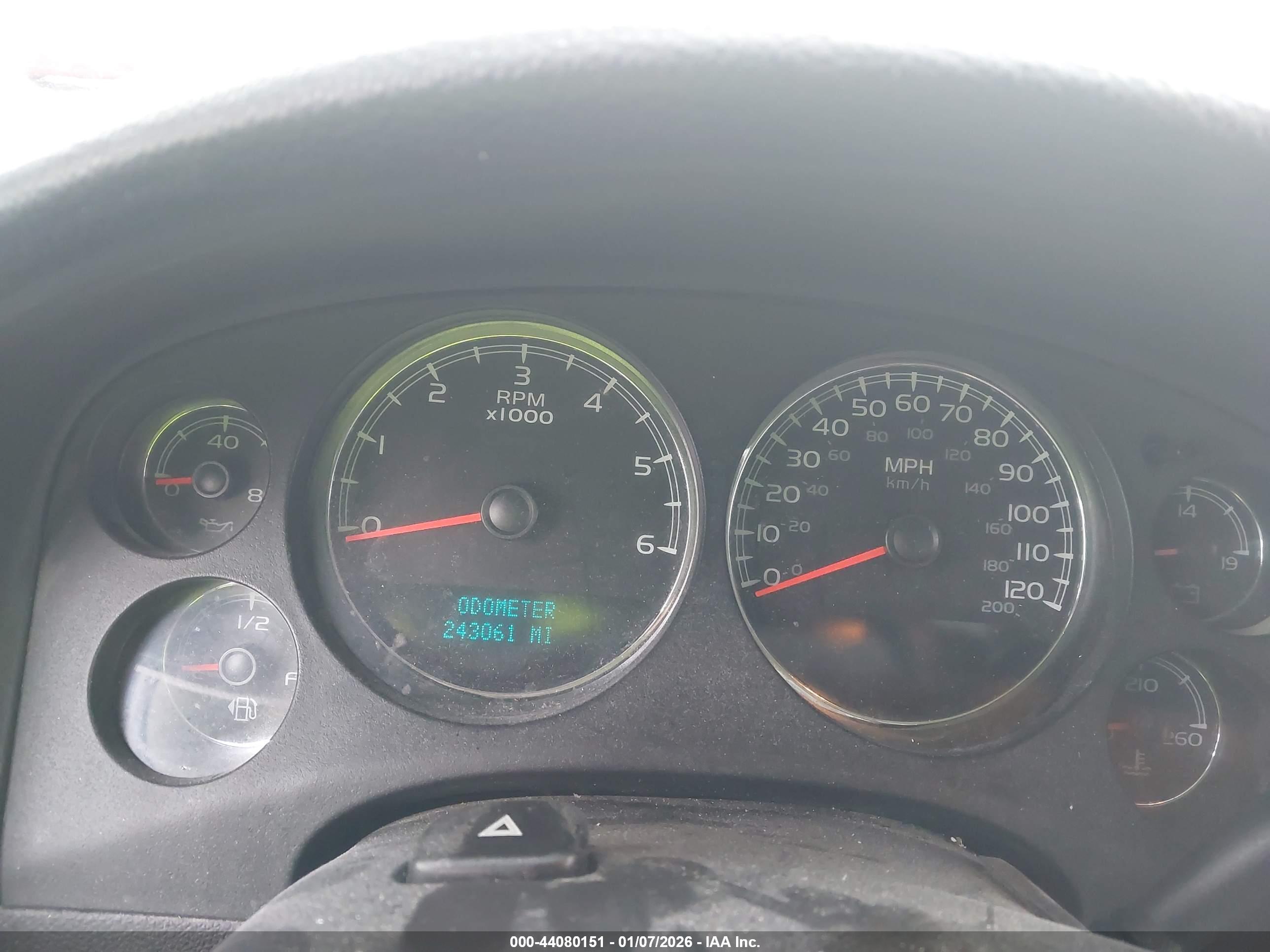 GMC YUKON image 7