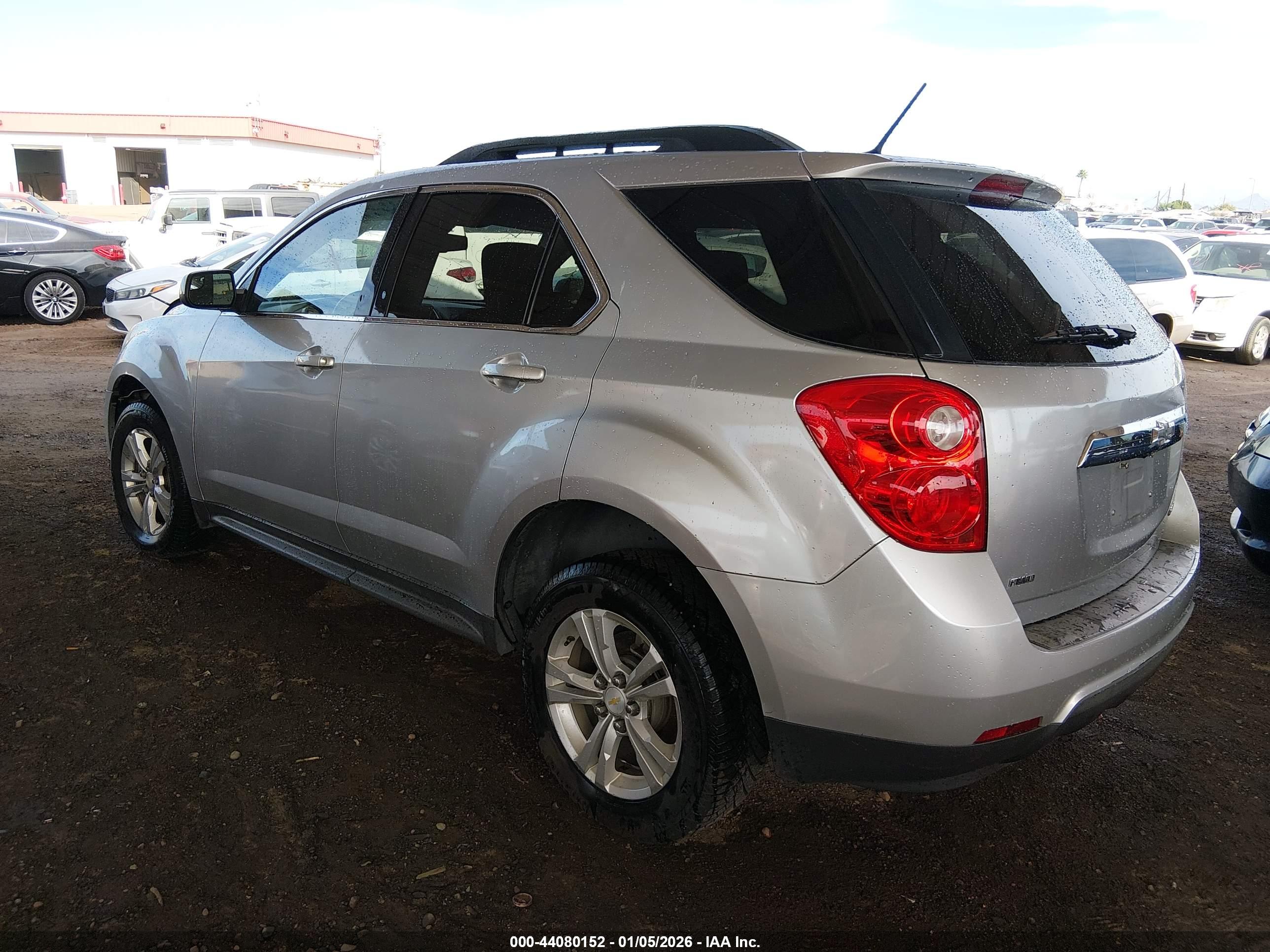 CHEVROLET EQUINOX image 3