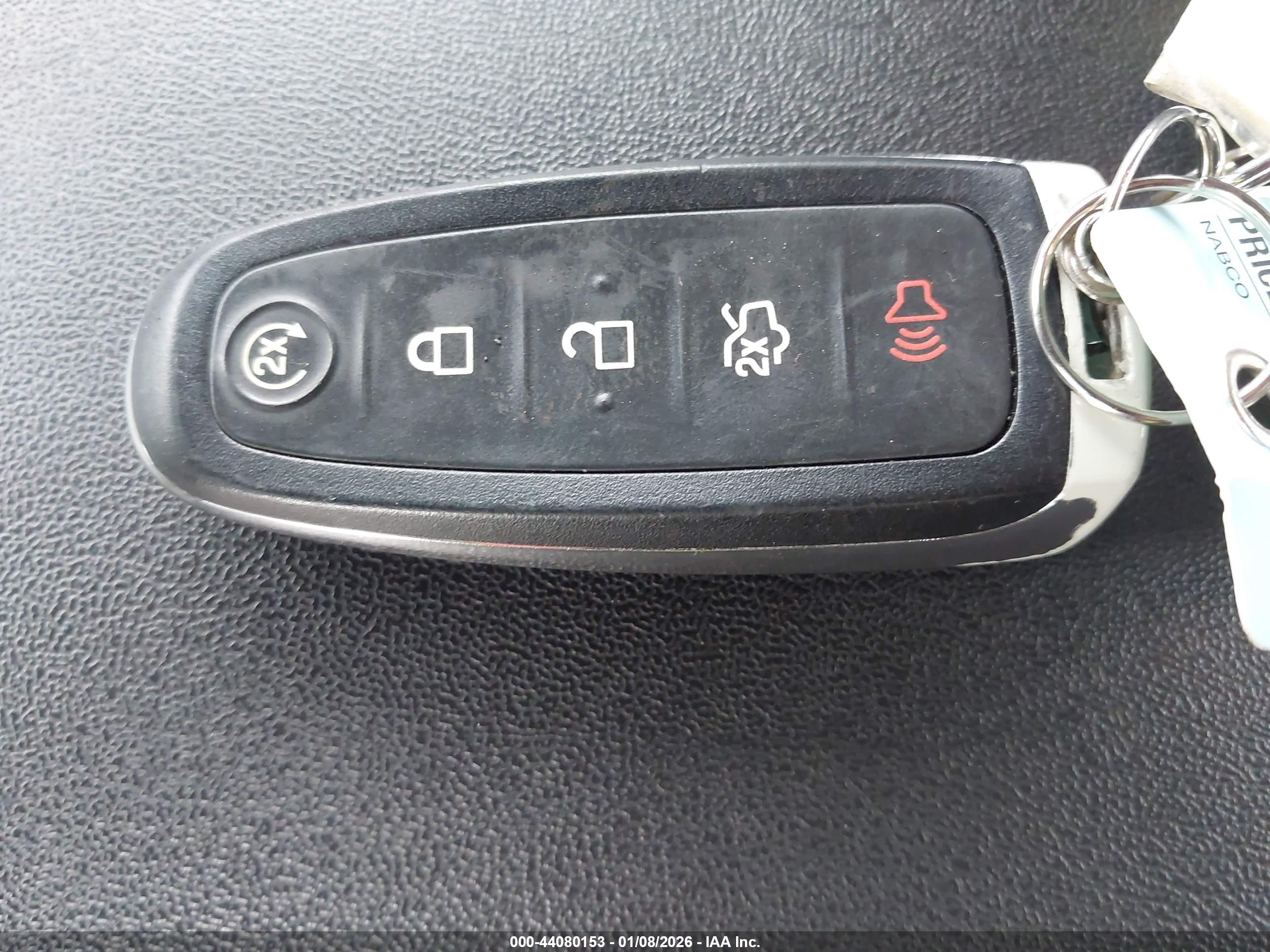 FORD TAURUS image 11