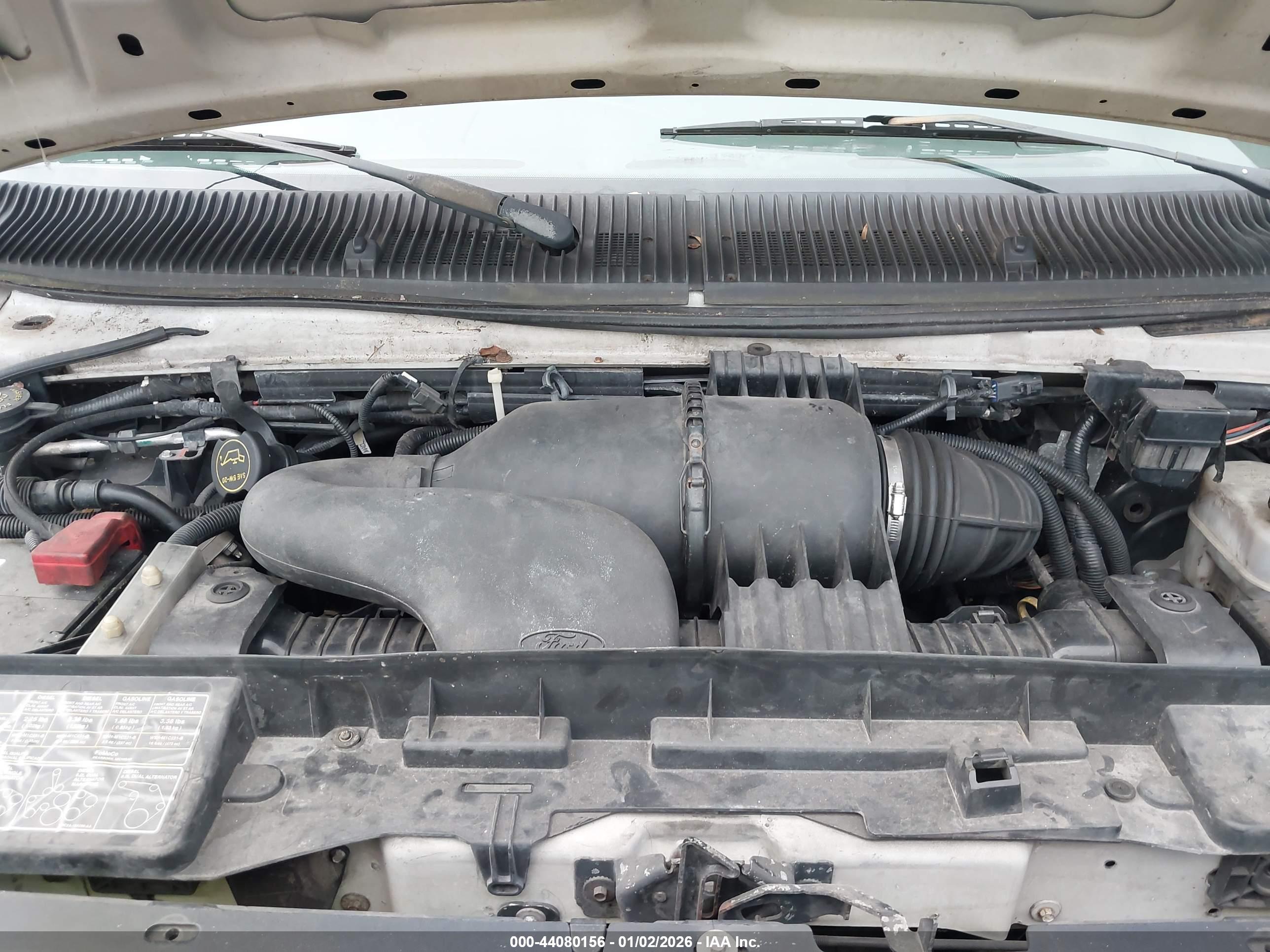 FORD E-250 image 10
