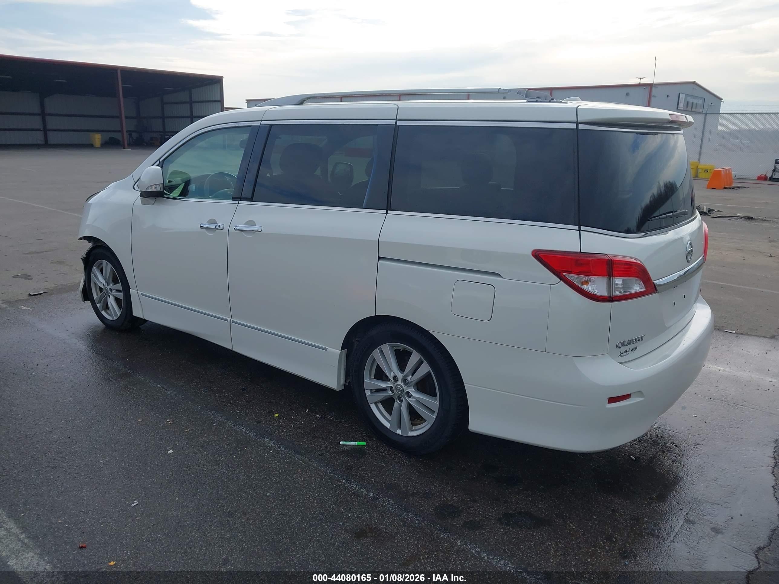 NISSAN QUEST image 3