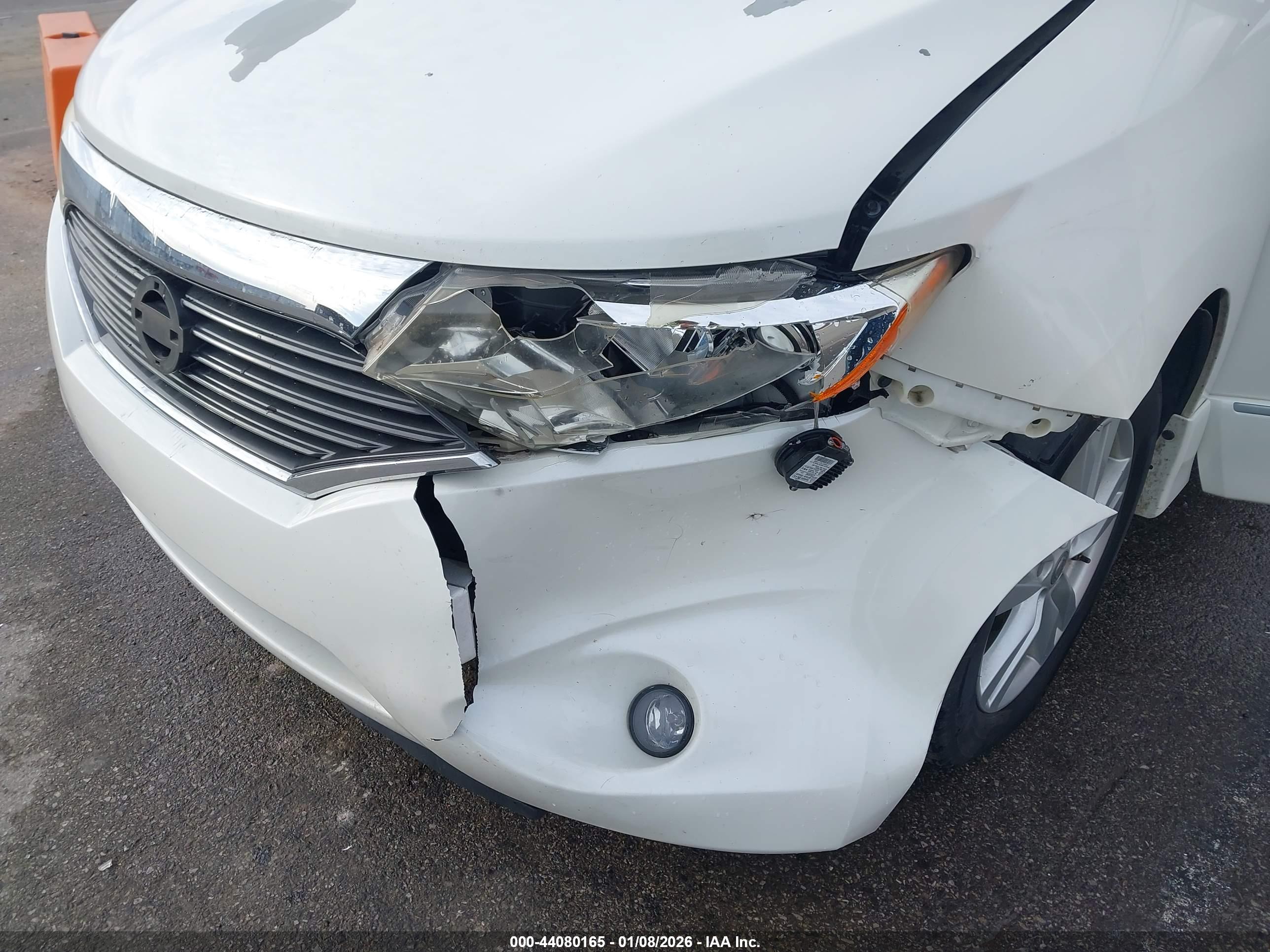 NISSAN QUEST image 6