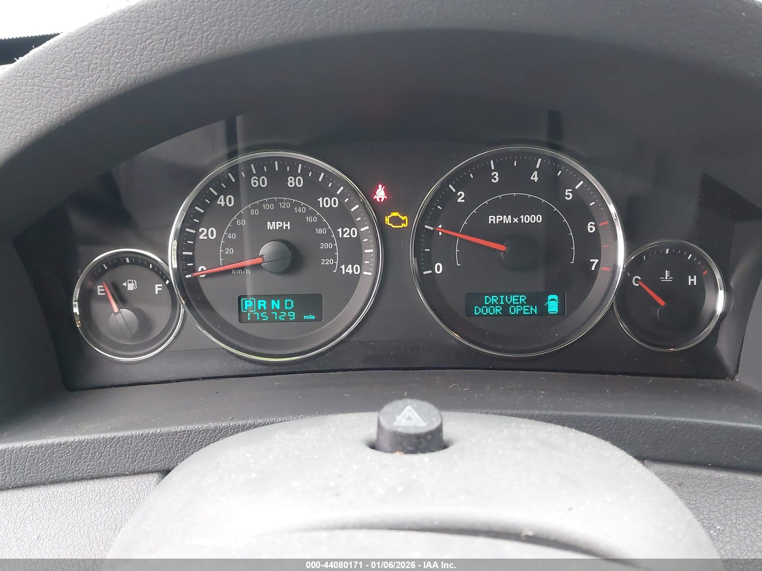 JEEP GRAND image 7