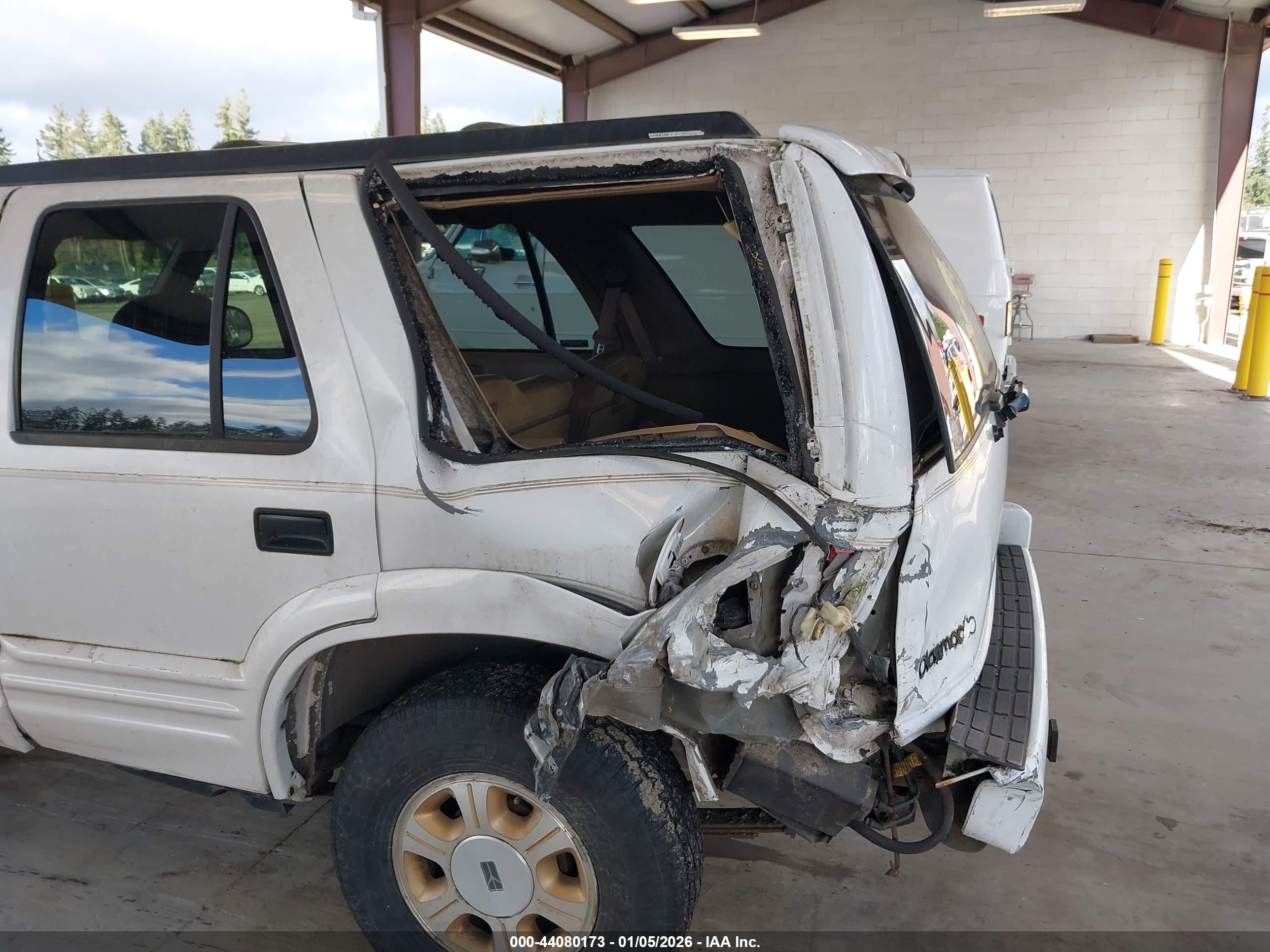 OLDSMOBILE BRAVADA image 6