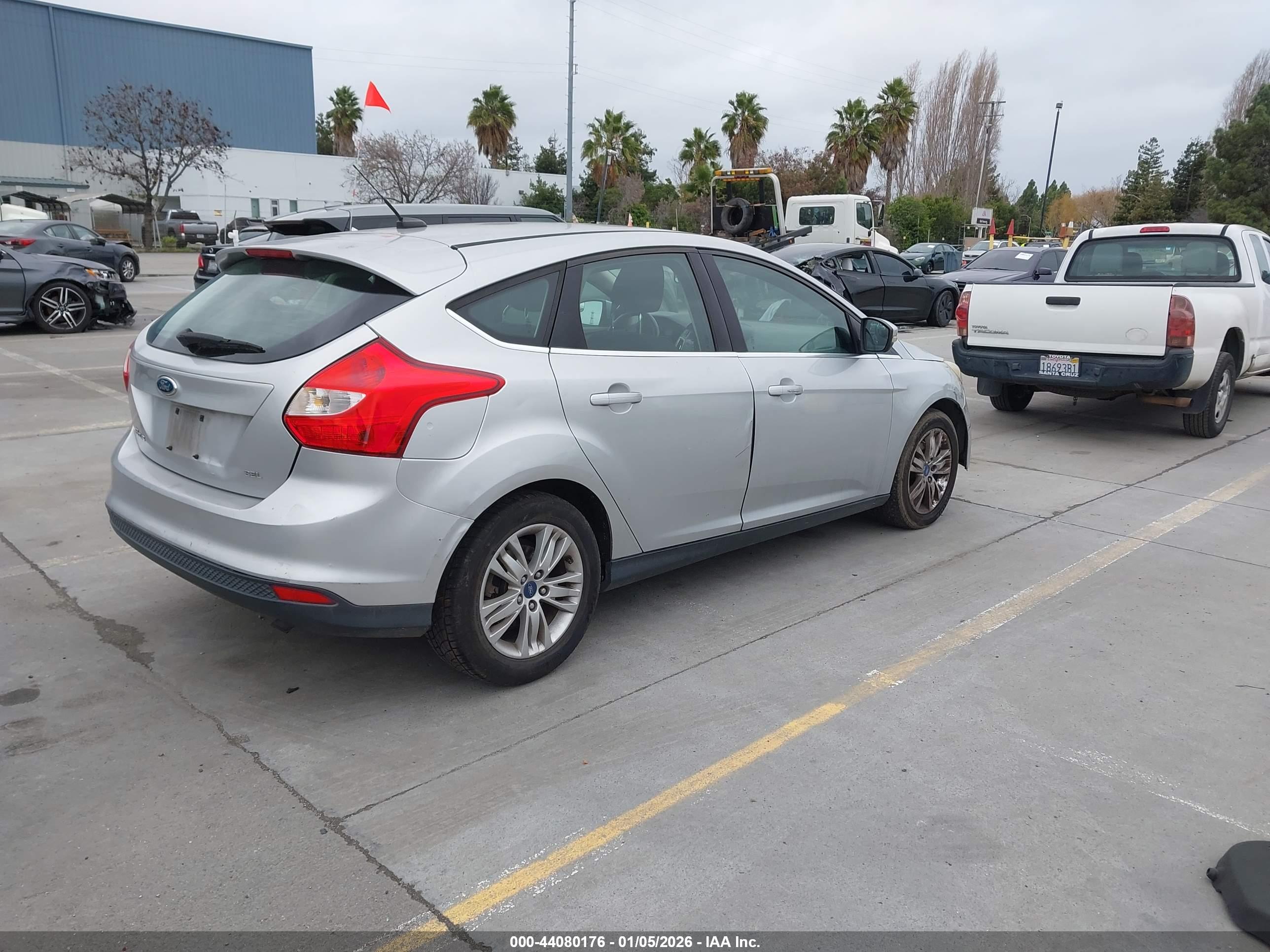 FORD FOCUS image 4
