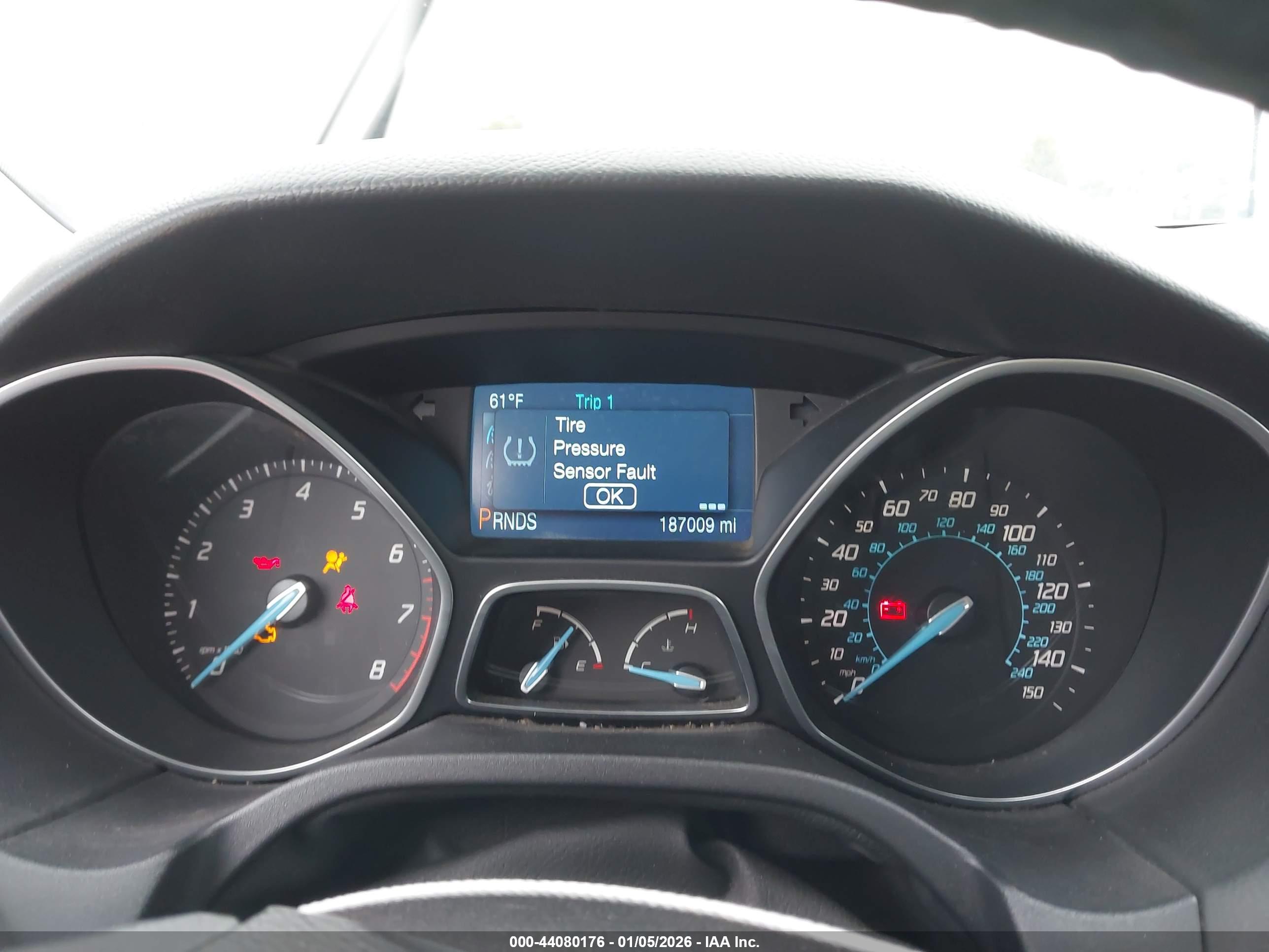 FORD FOCUS image 7