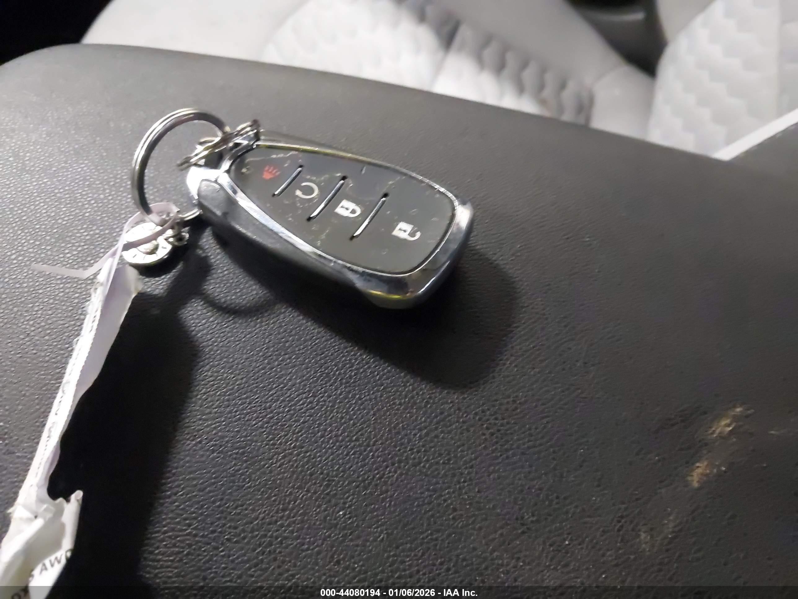 CHEVROLET EQUINOX image 11