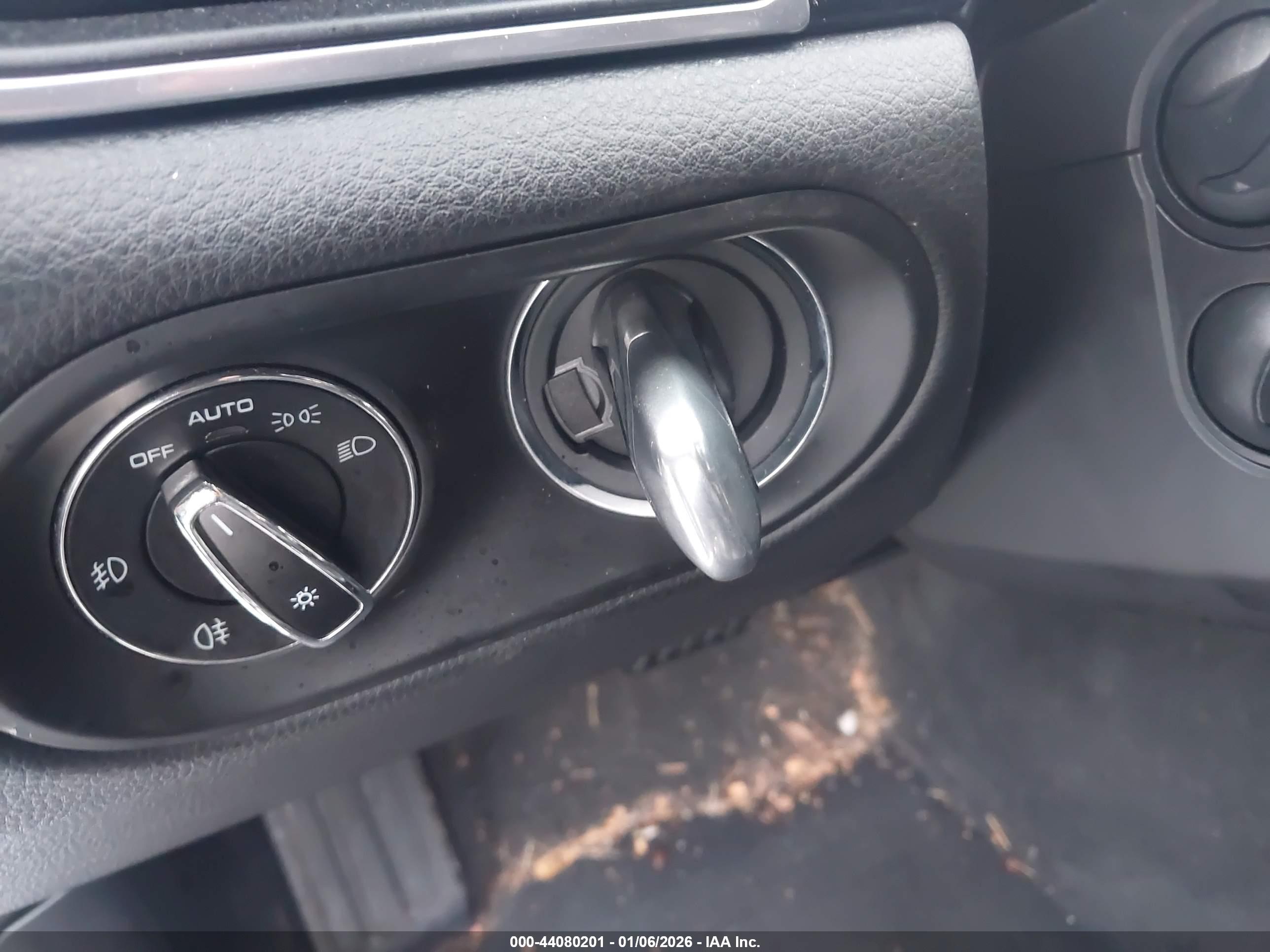 PORSCHE MACAN image 11