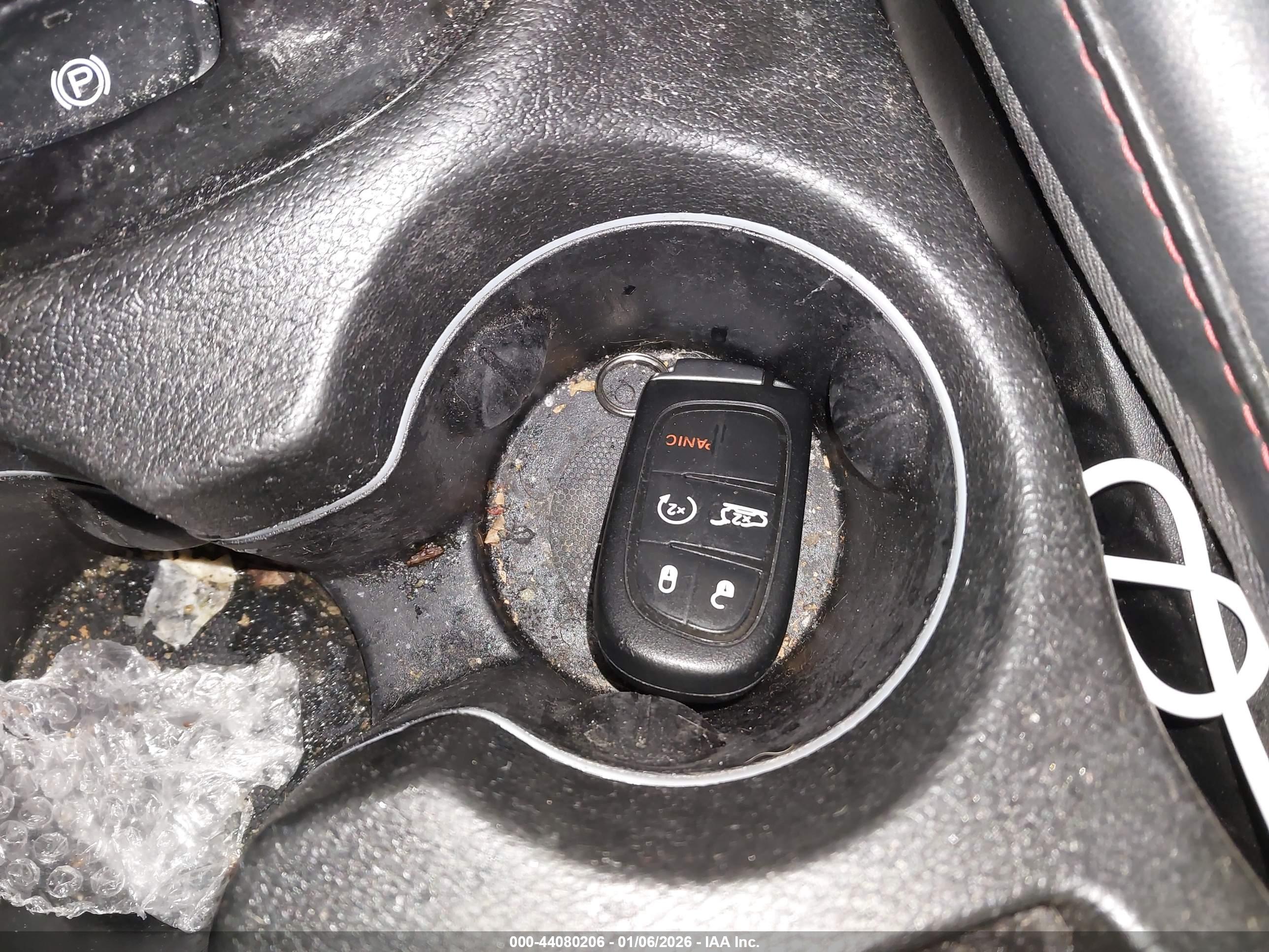 JEEP CHEROKEE image 11