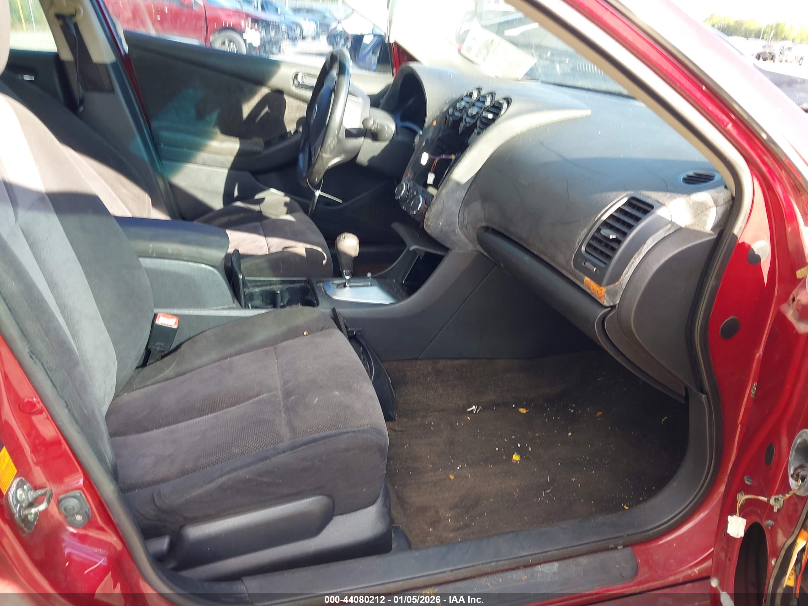 NISSAN ALTIMA image 5