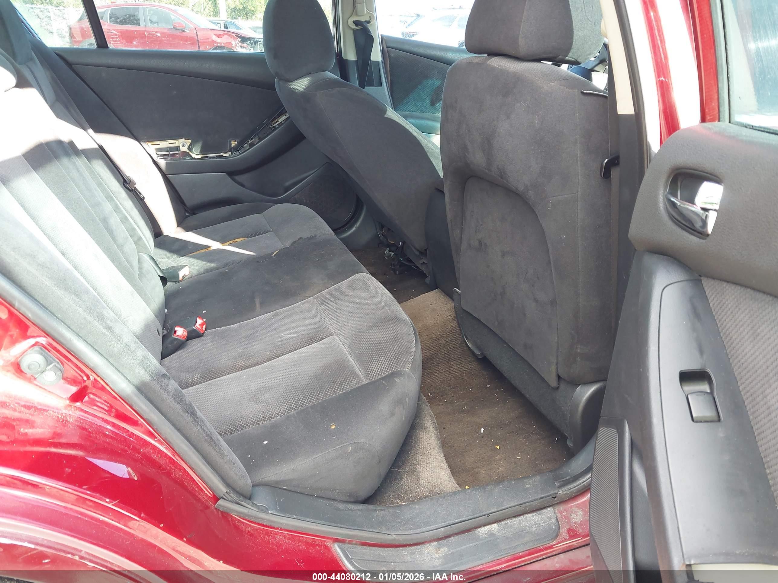 NISSAN ALTIMA image 8