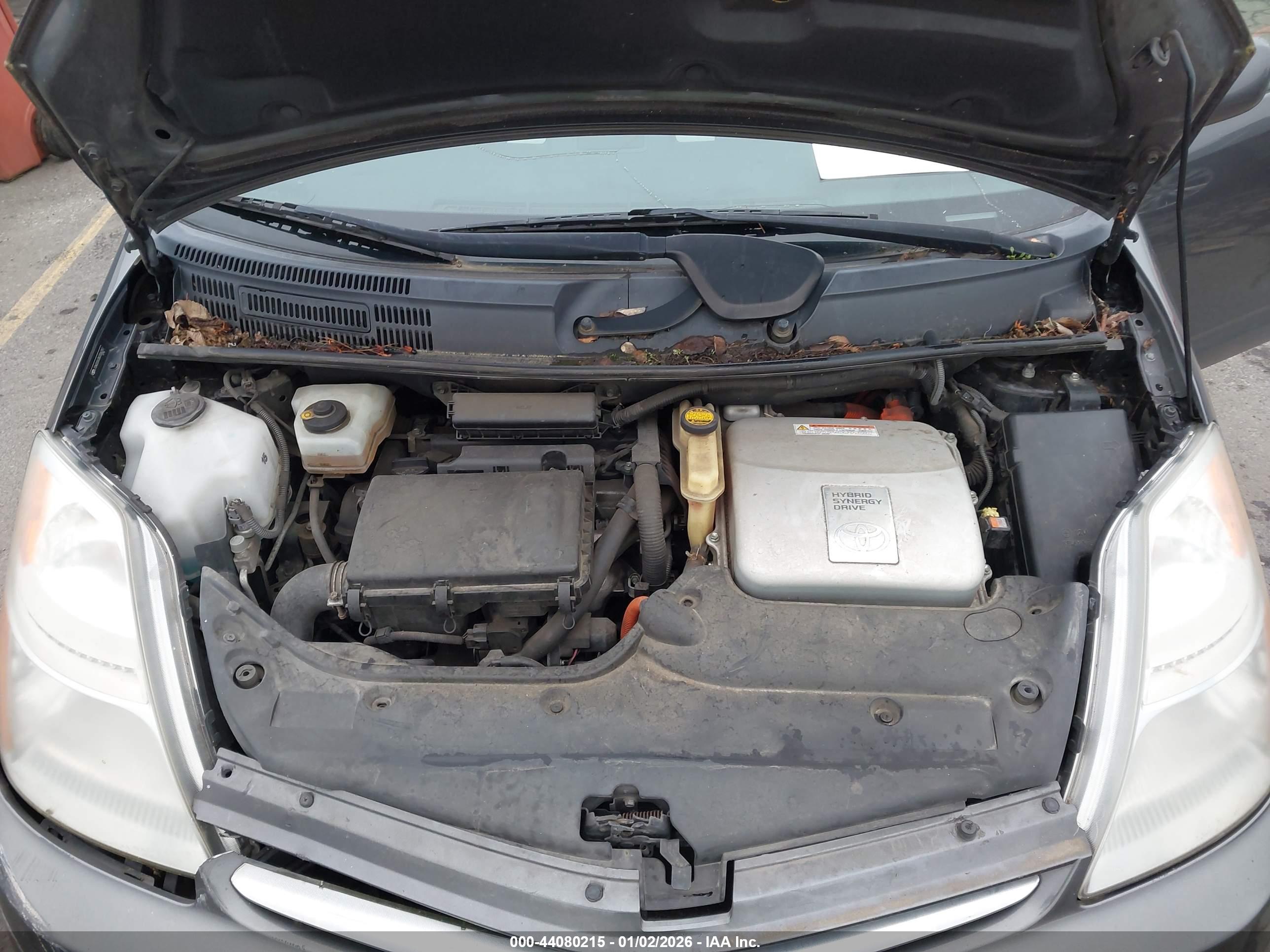 TOYOTA PRIUS image 10