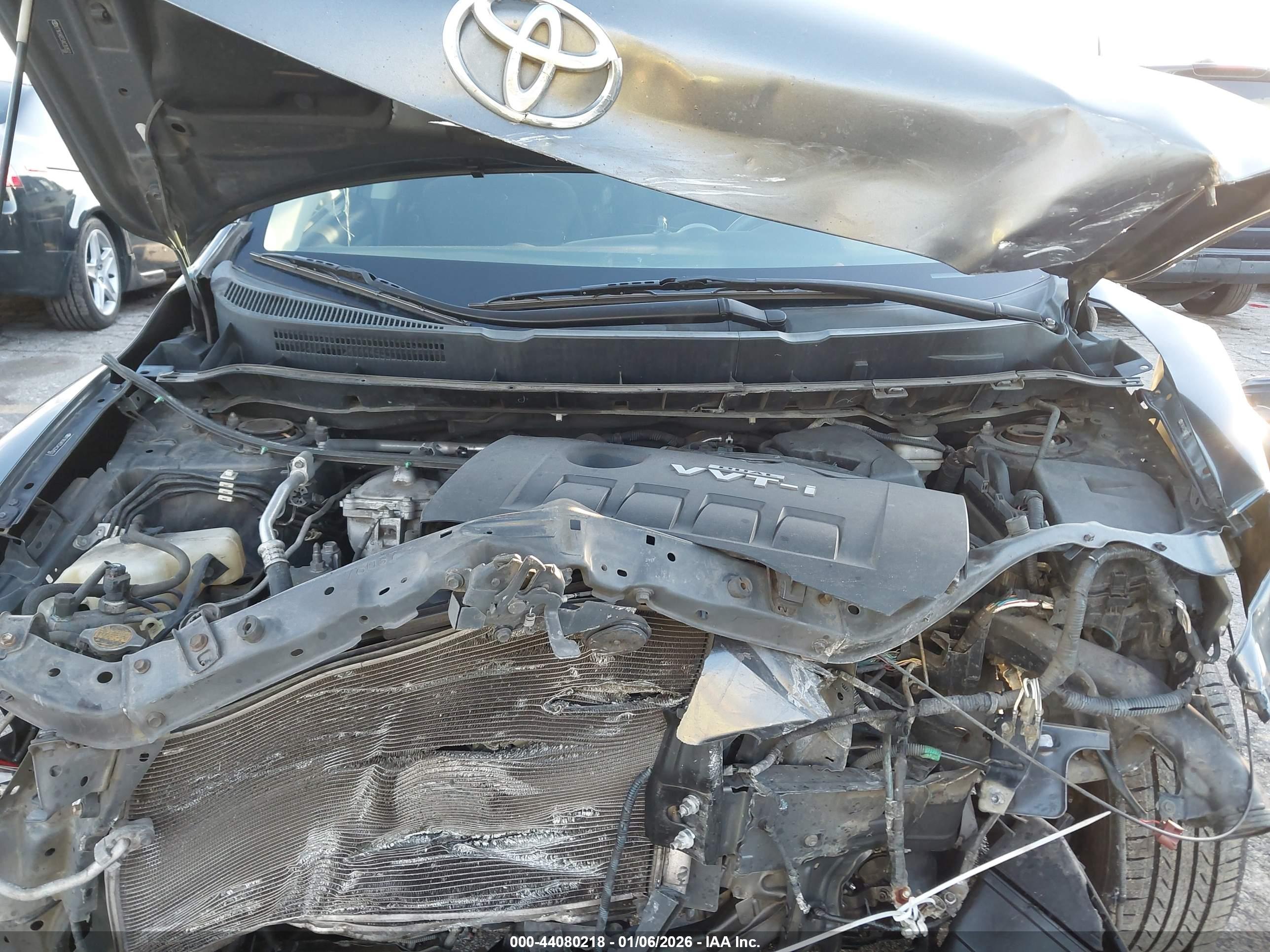 TOYOTA MATRIX image 10