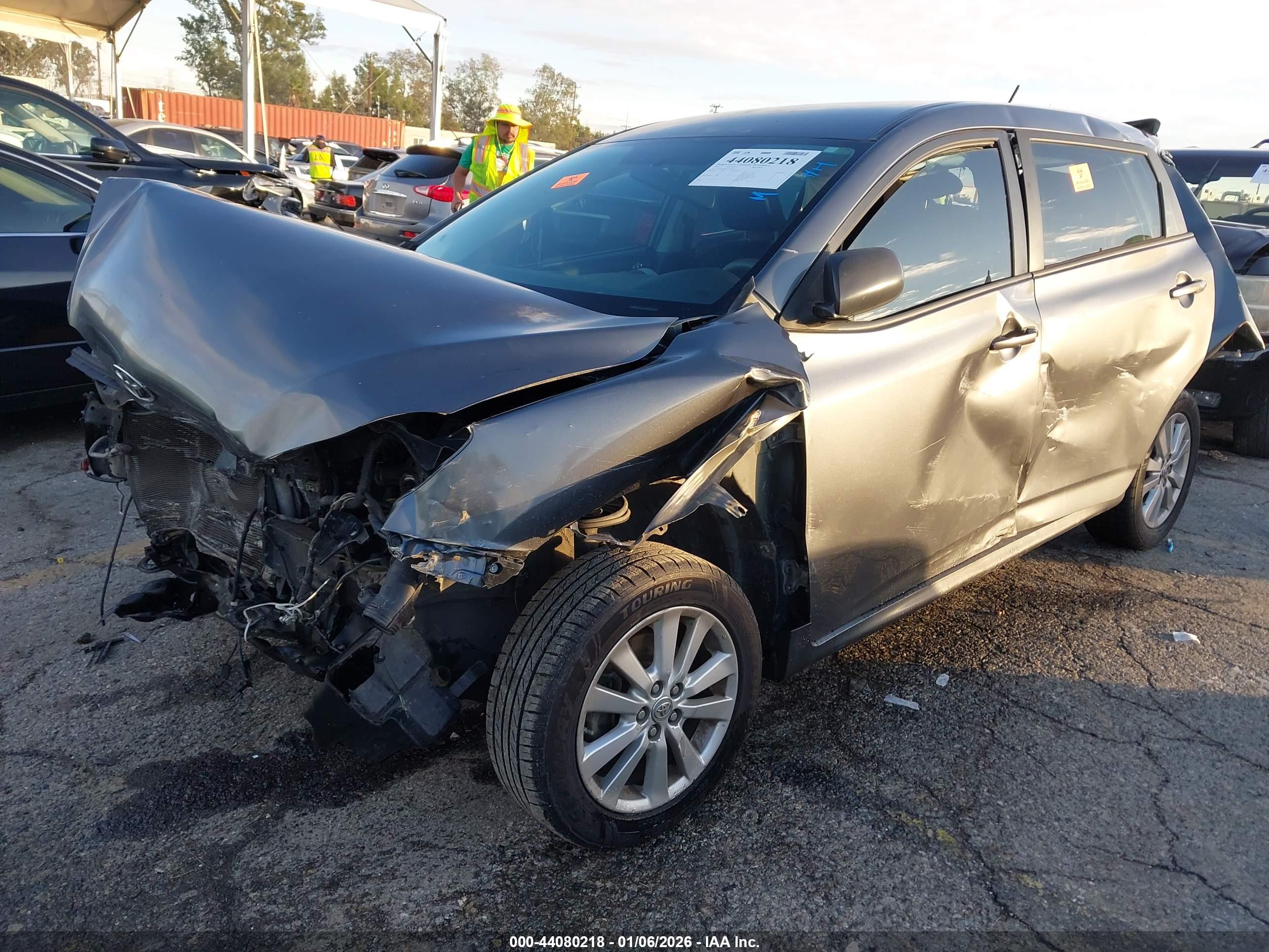 TOYOTA MATRIX image 2