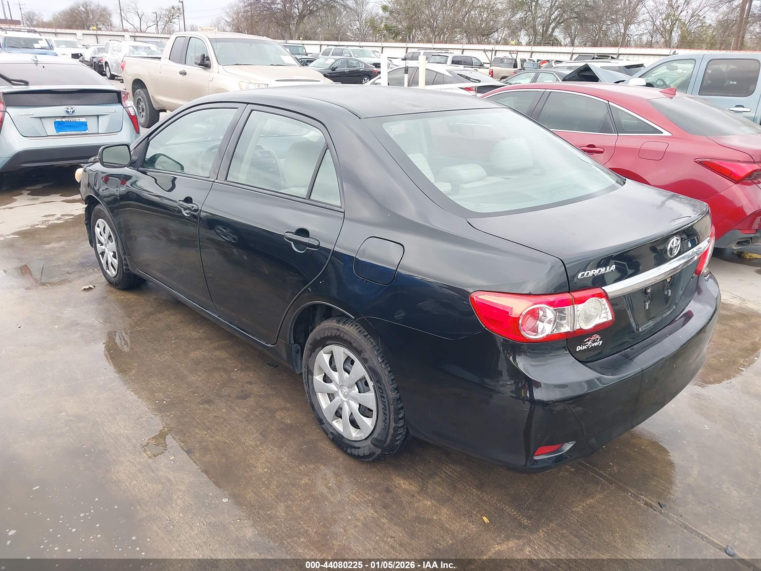 TOYOTA COROLLA image 3