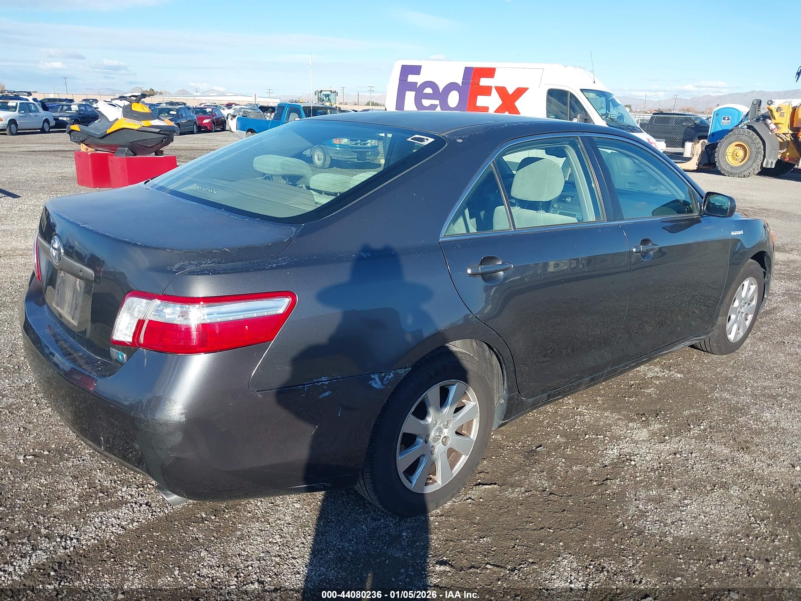 TOYOTA CAMRY image 4