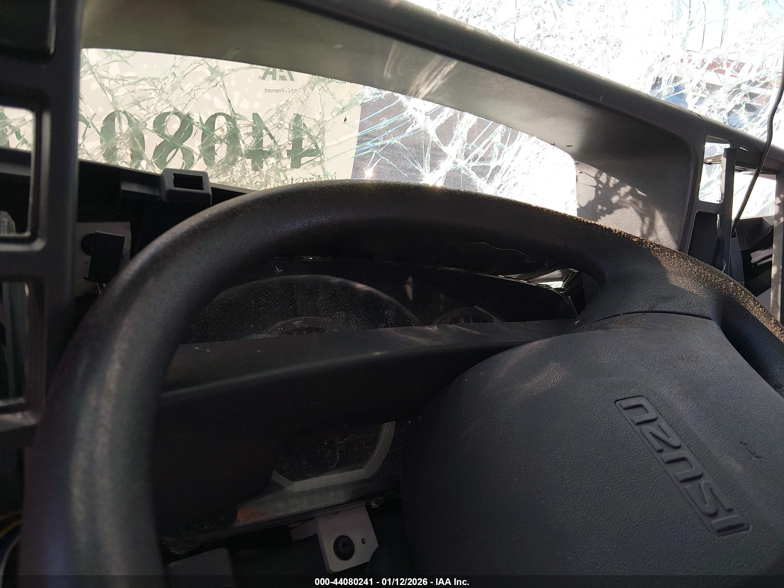 ISUZU NRR image 6