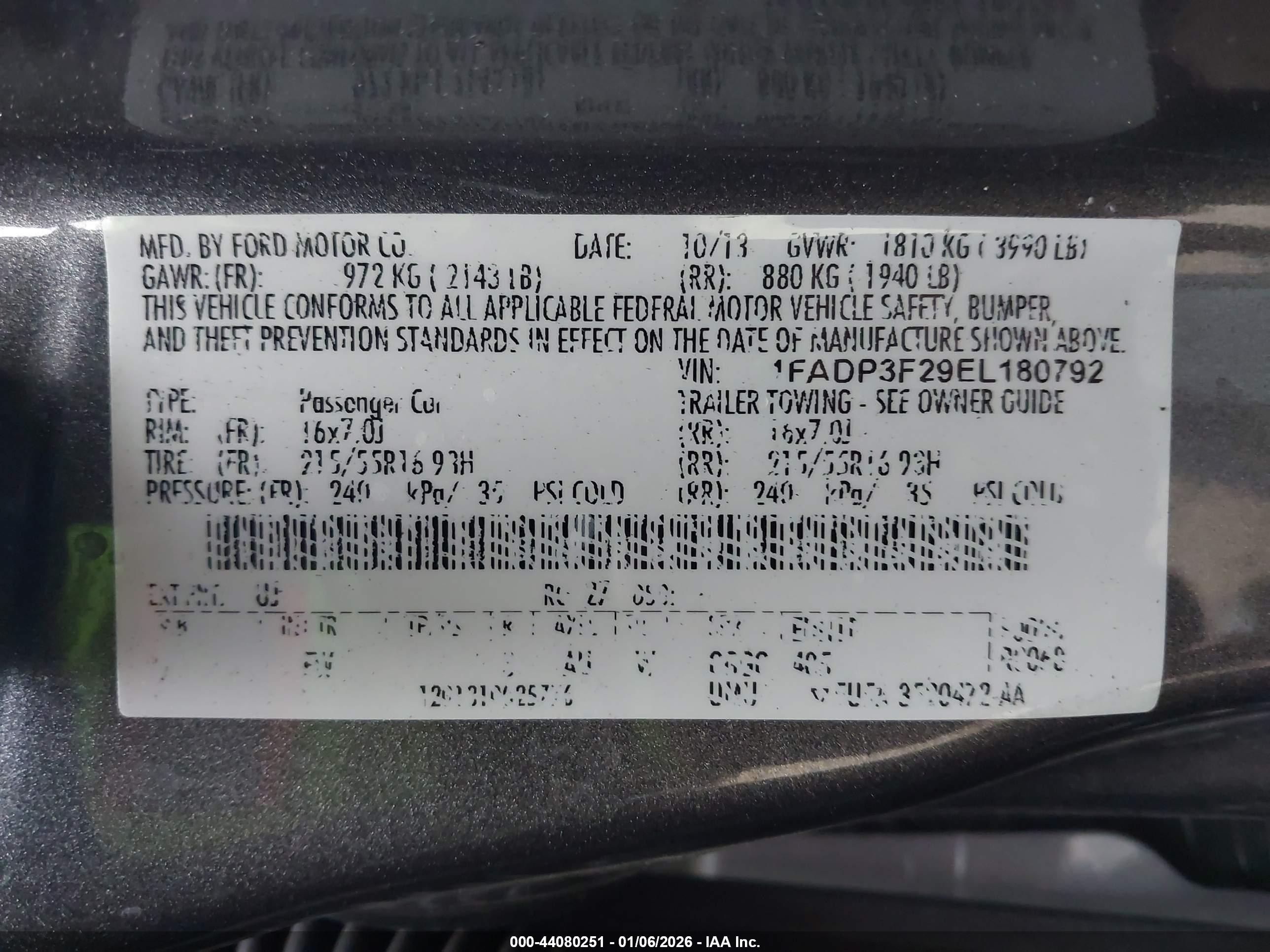 FORD FOCUS image 9