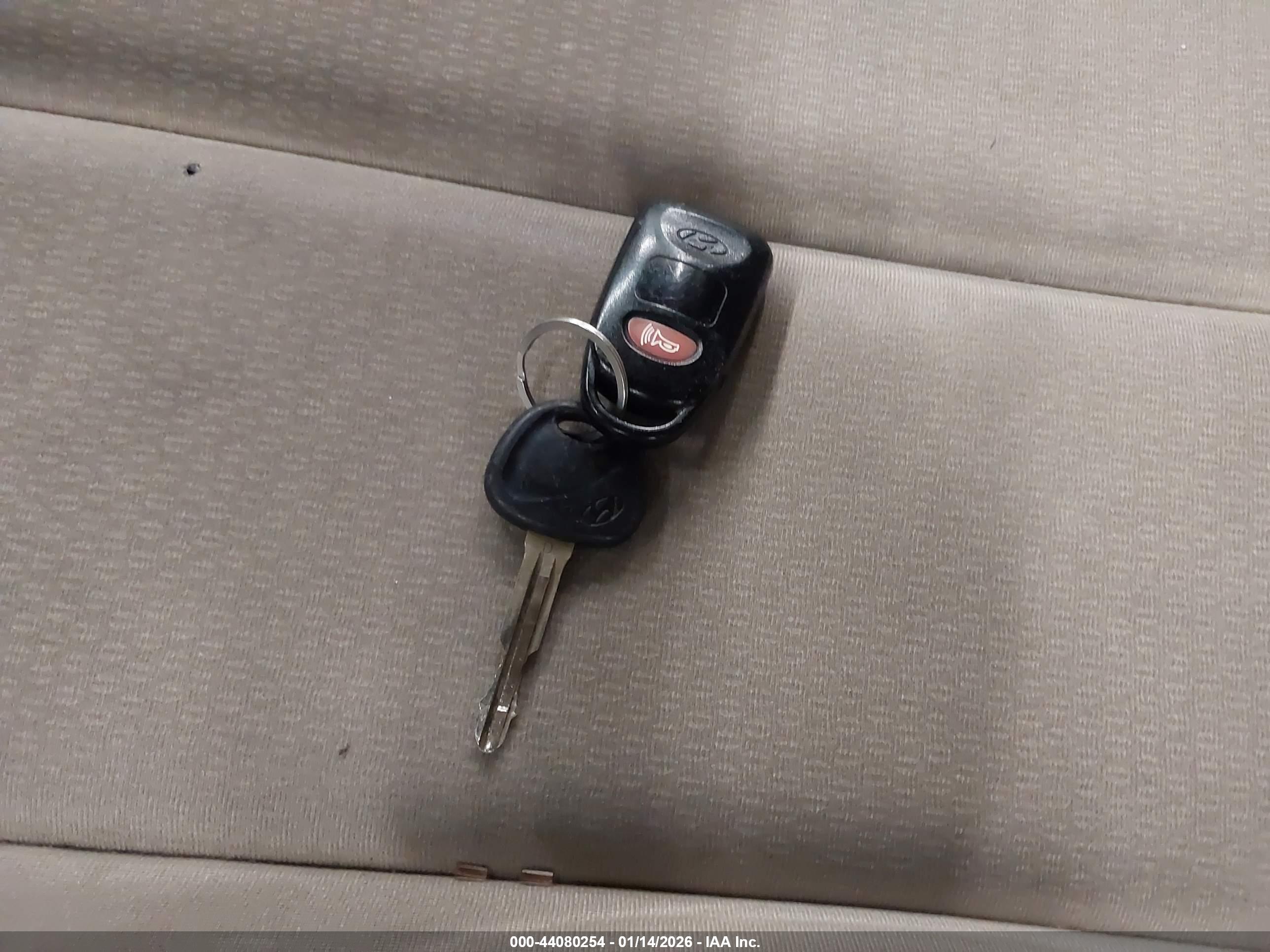 HYUNDAI ELANTRA image 11