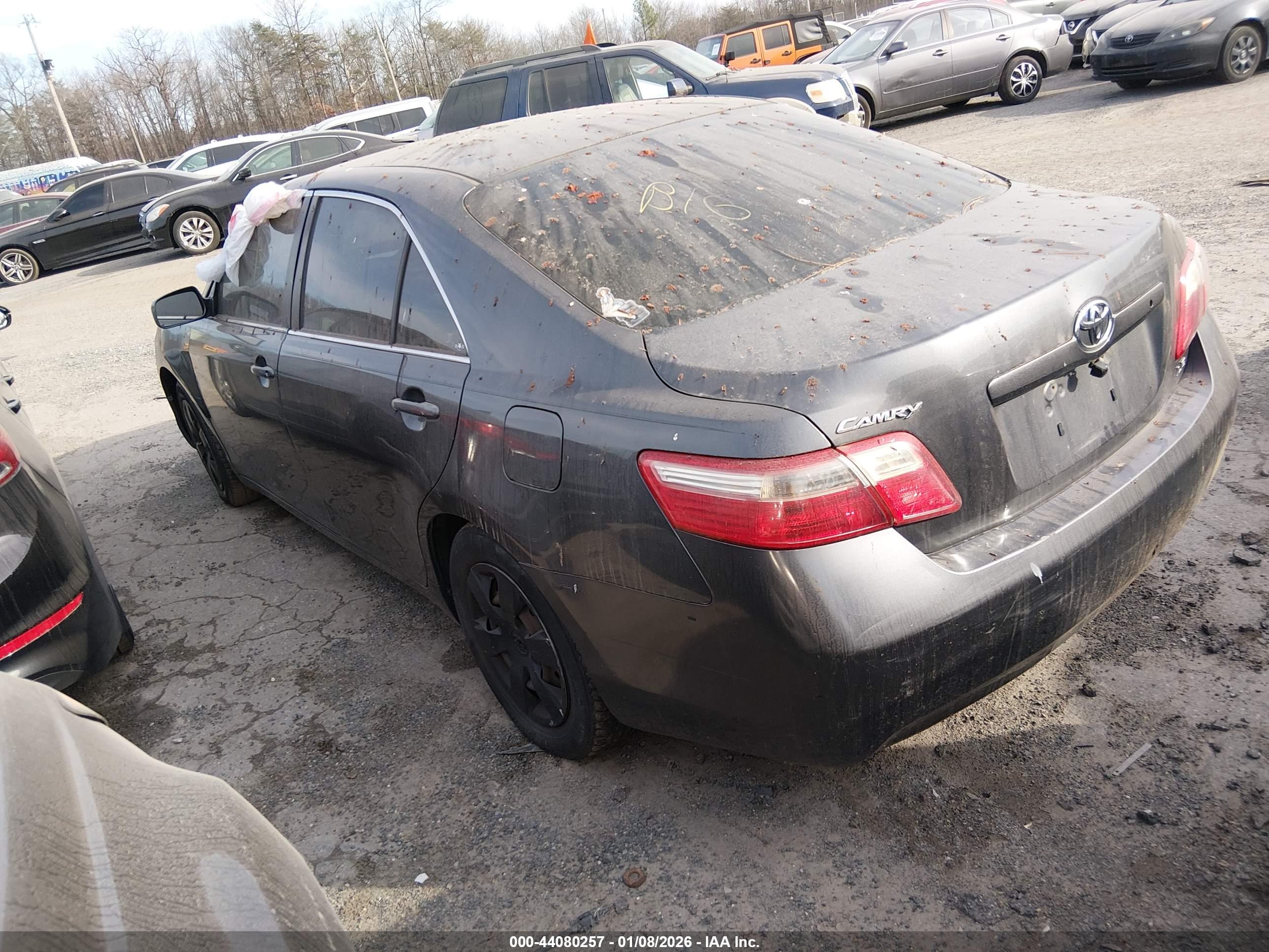 TOYOTA CAMRY image 3