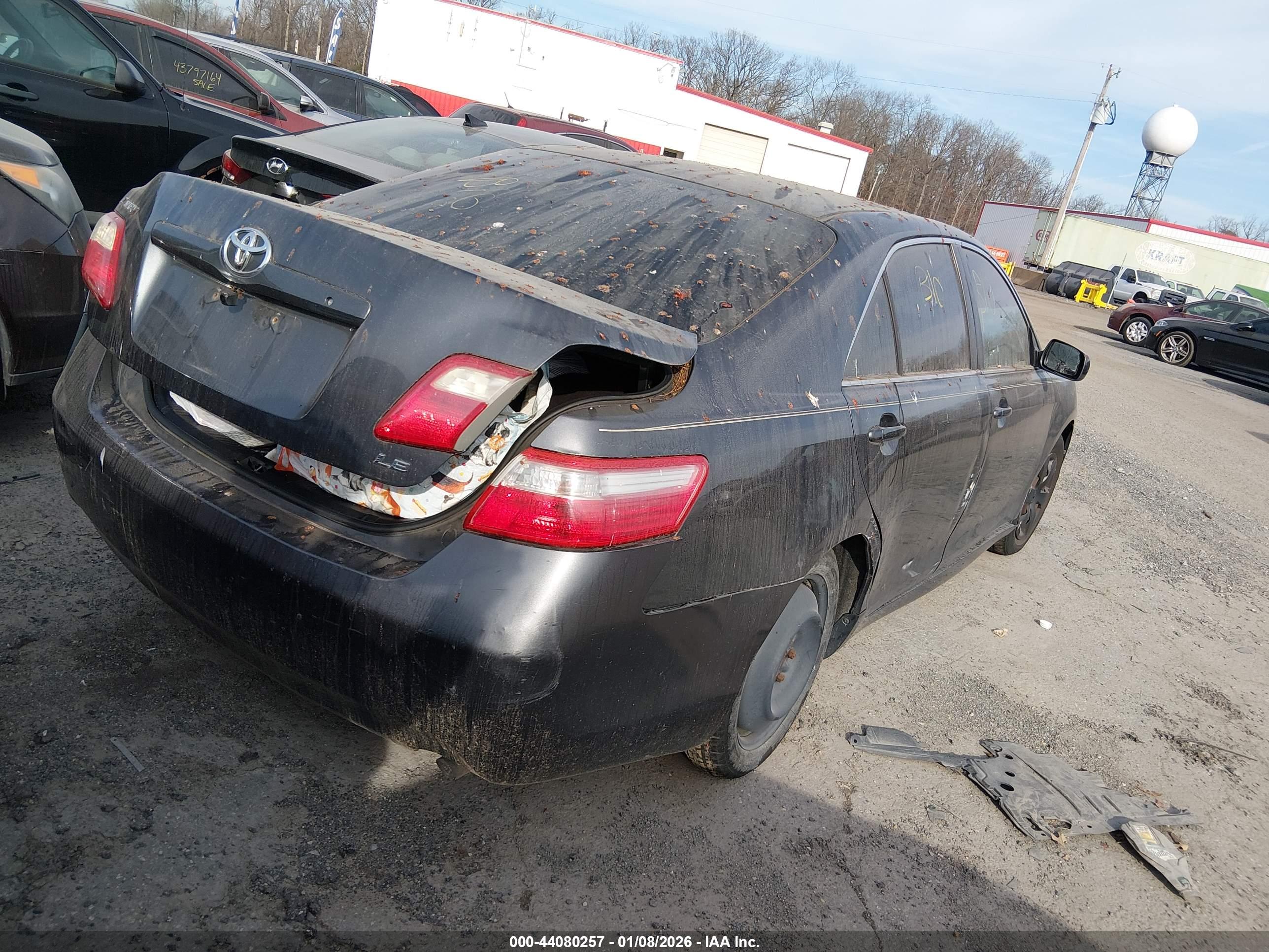 TOYOTA CAMRY image 4
