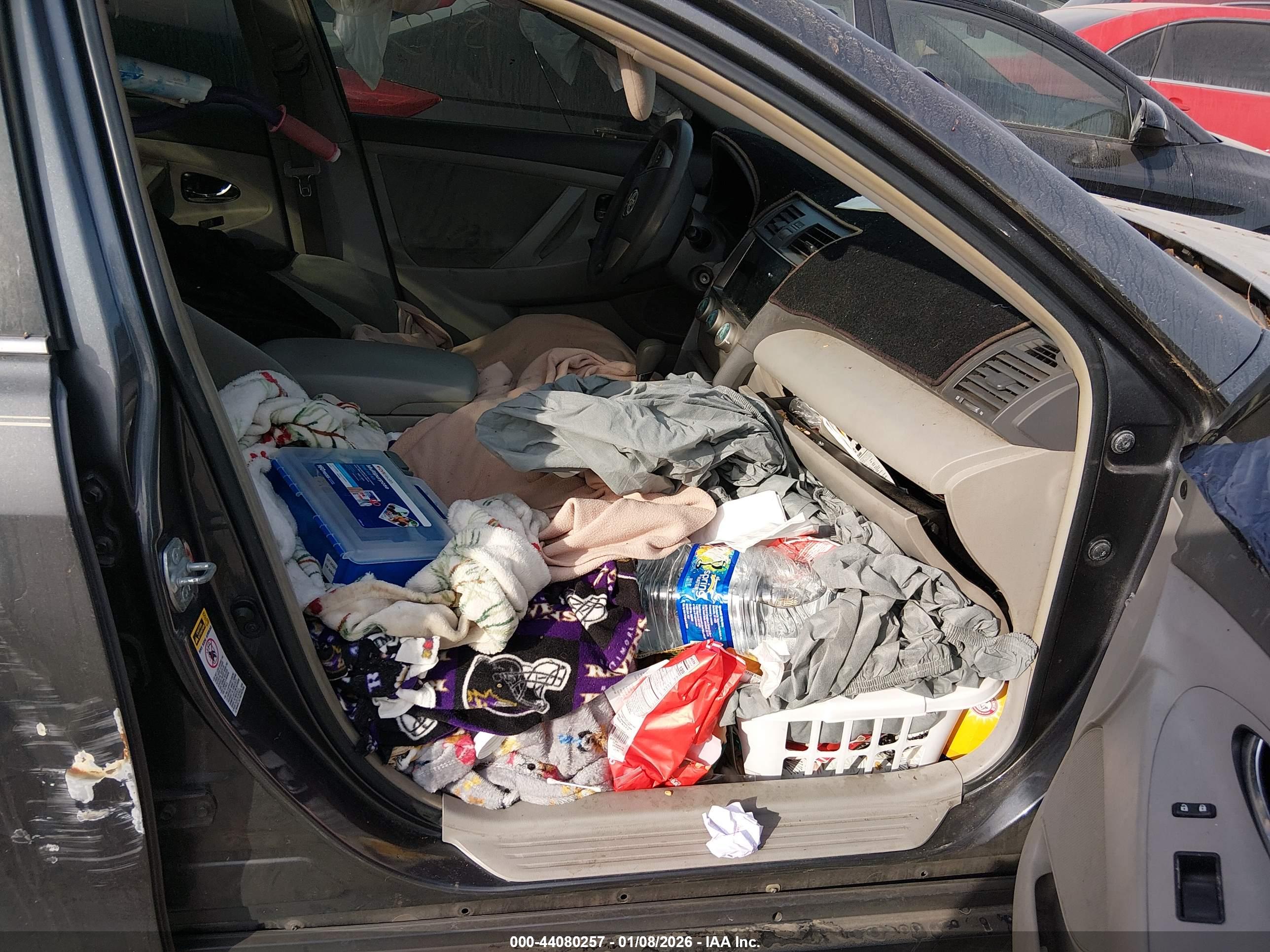TOYOTA CAMRY image 5