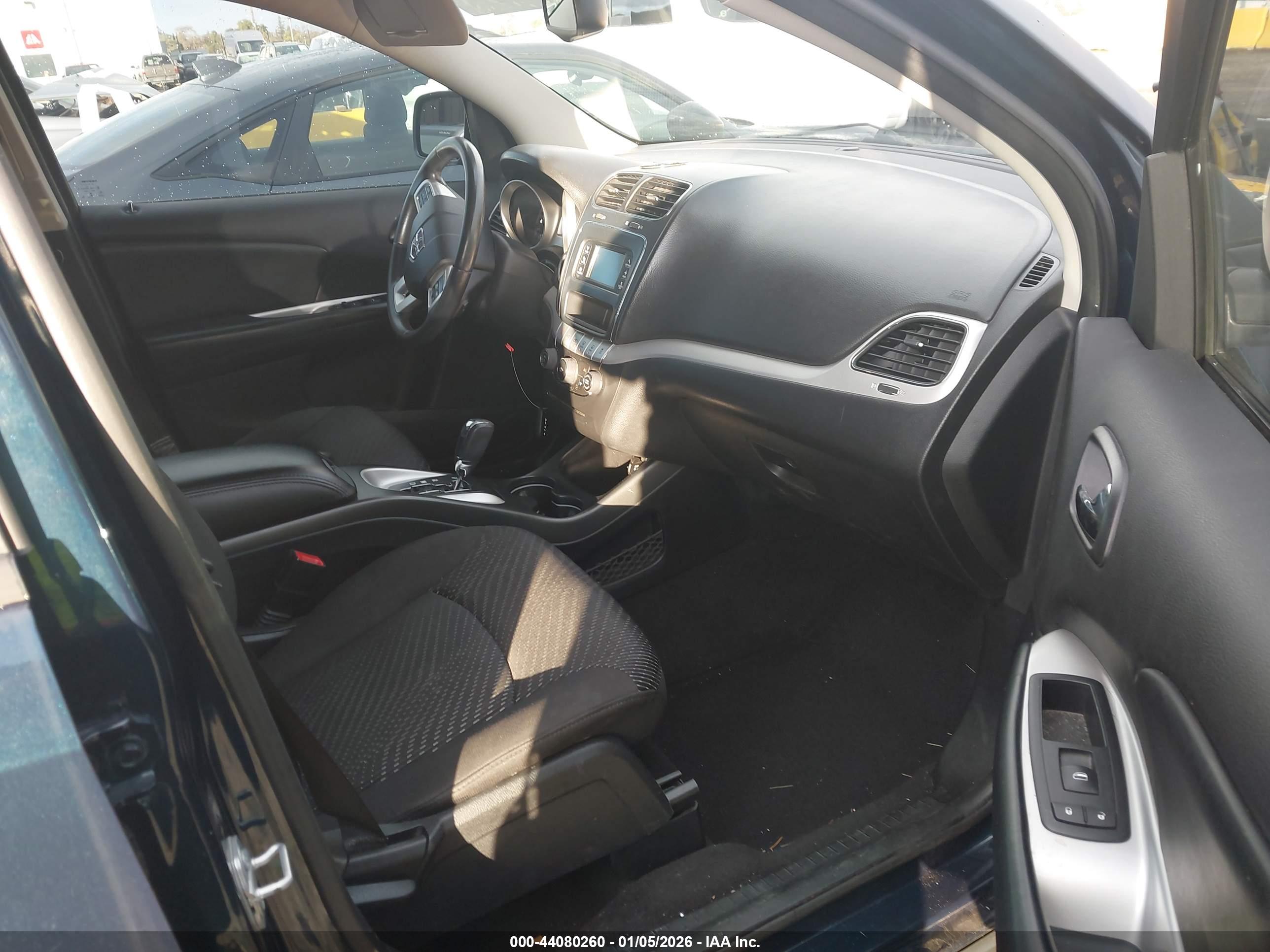 DODGE JOURNEY image 5
