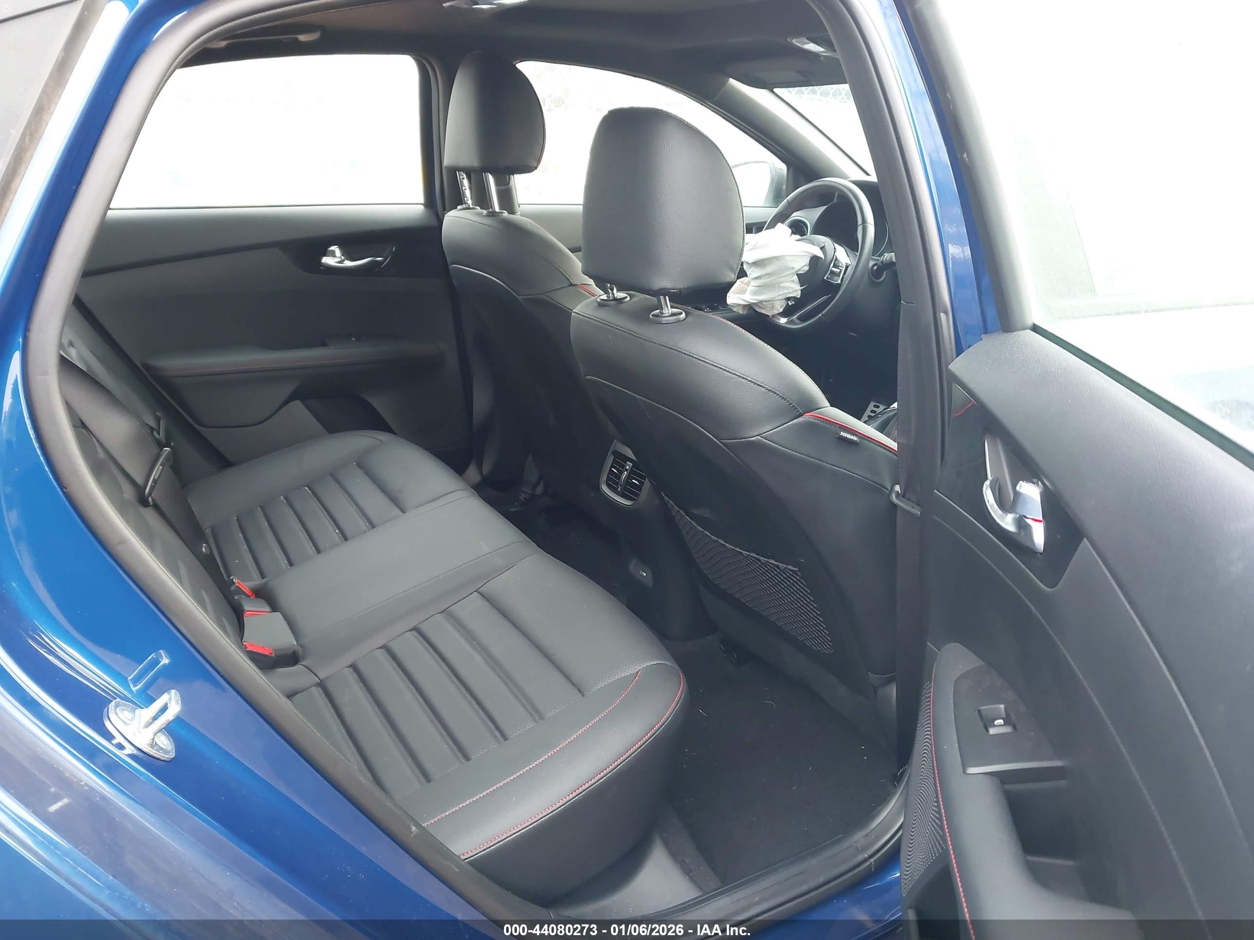 KIA FORTE image 8