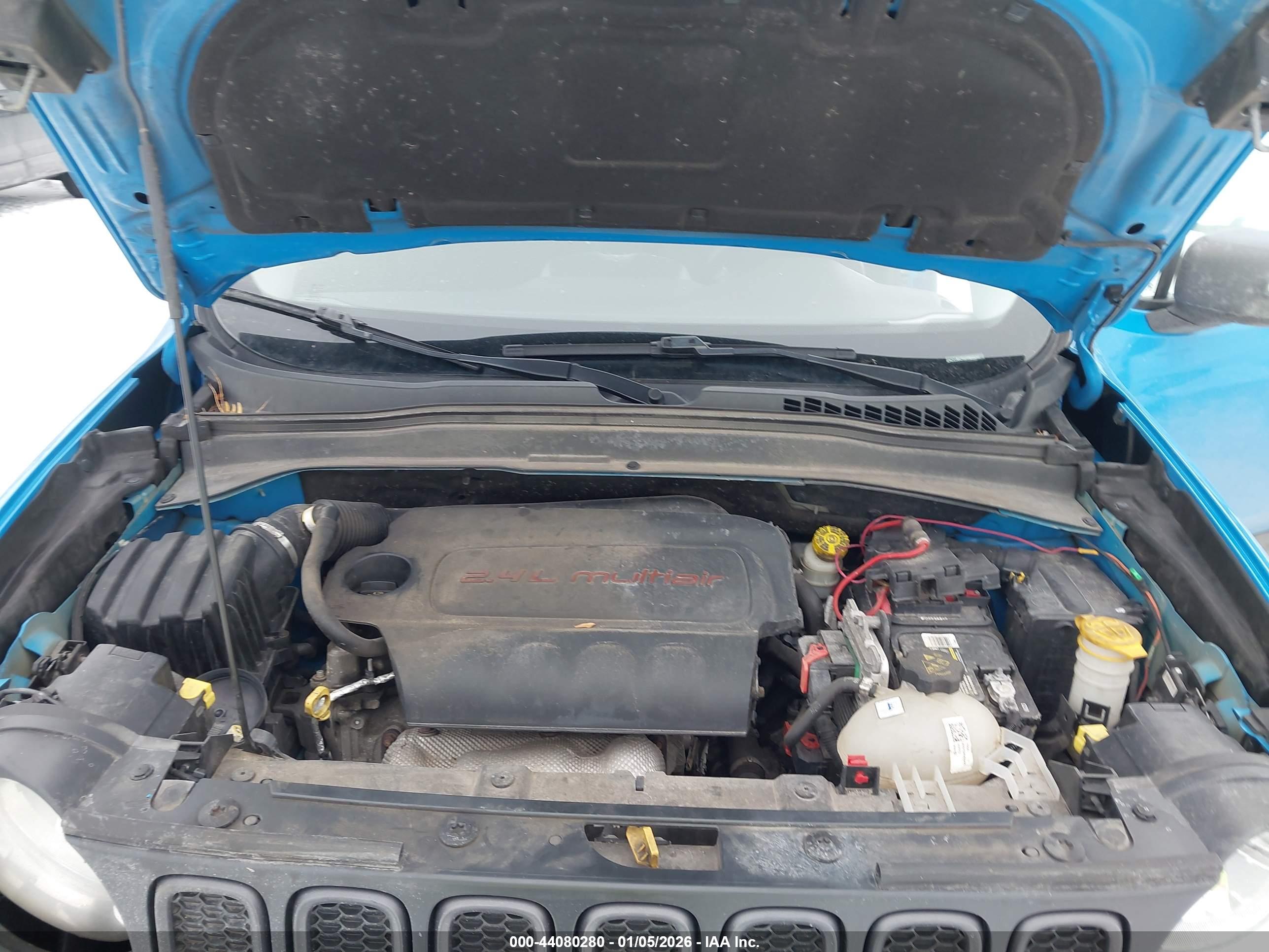 JEEP RENEGADE image 10