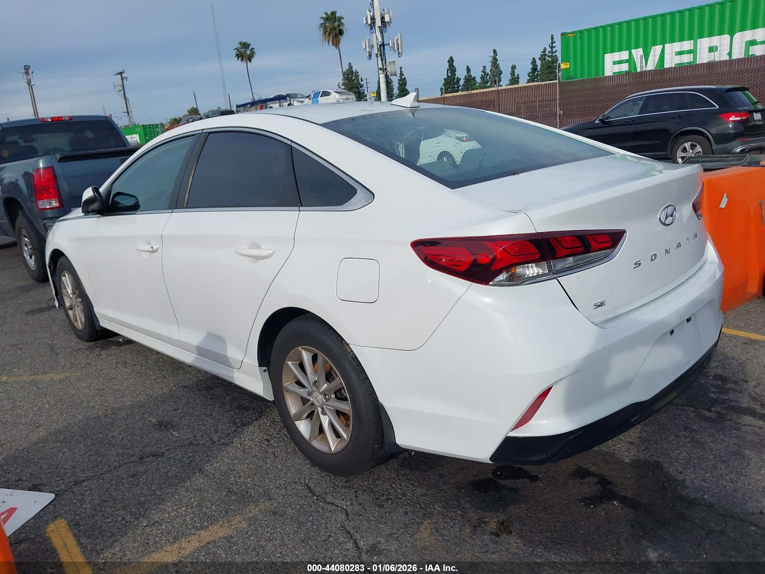 HYUNDAI SONATA image 3