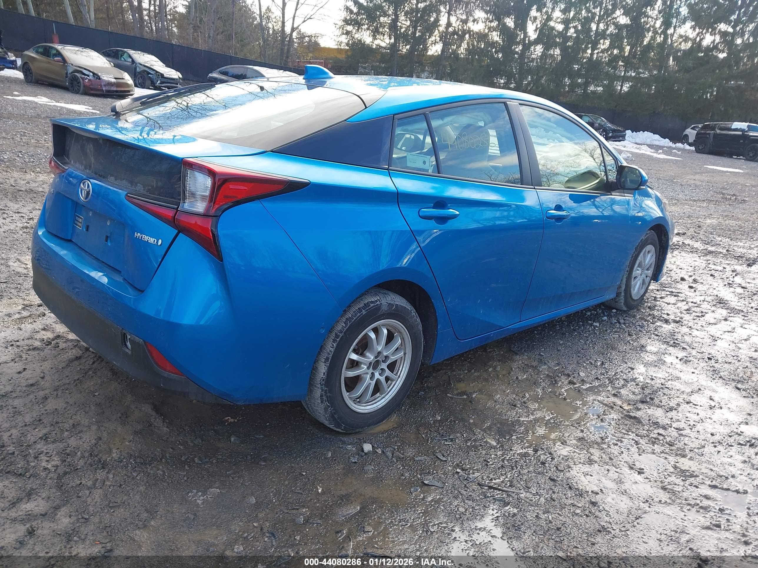 TOYOTA PRIUS image 4