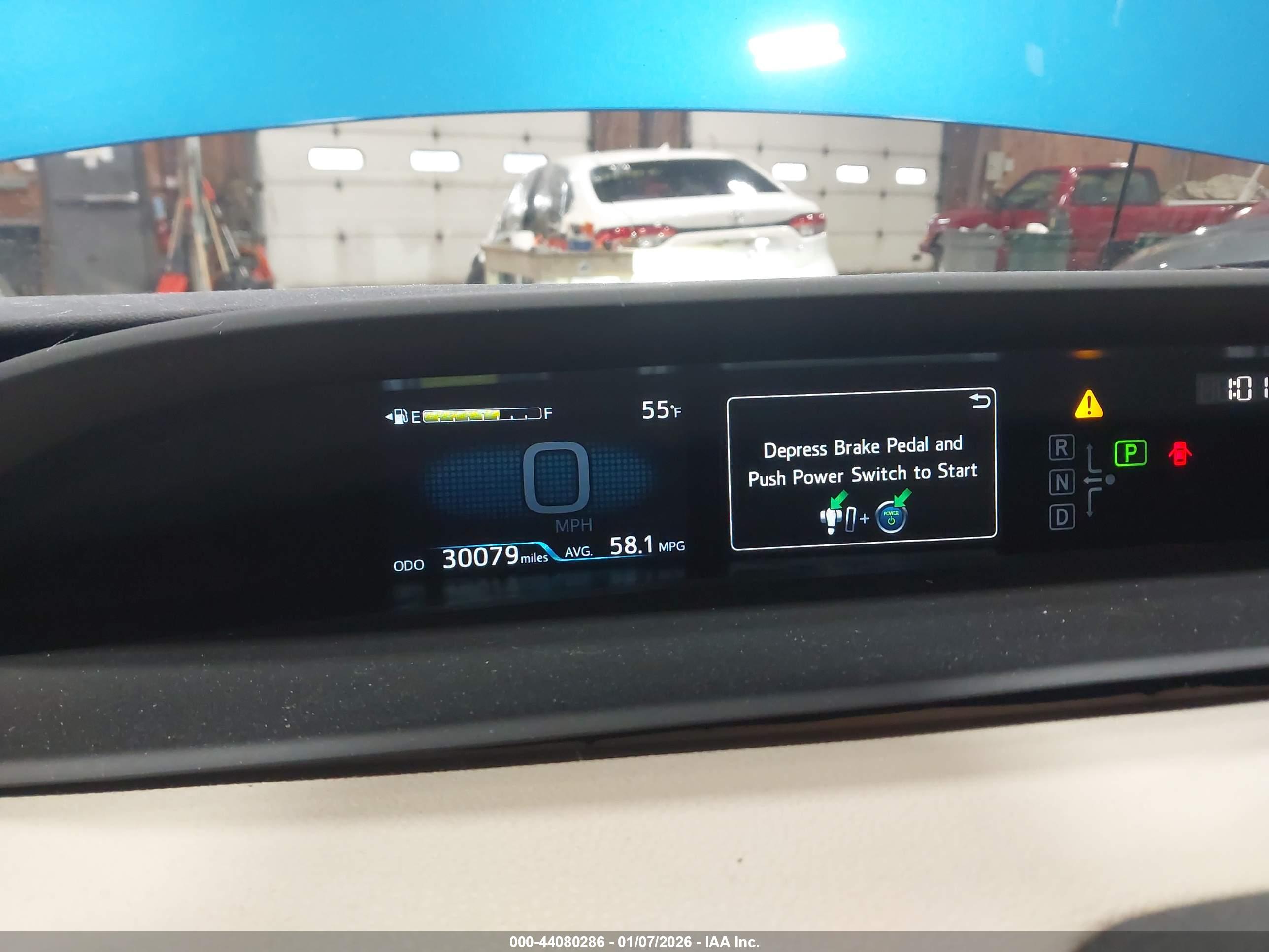 TOYOTA PRIUS image 7
