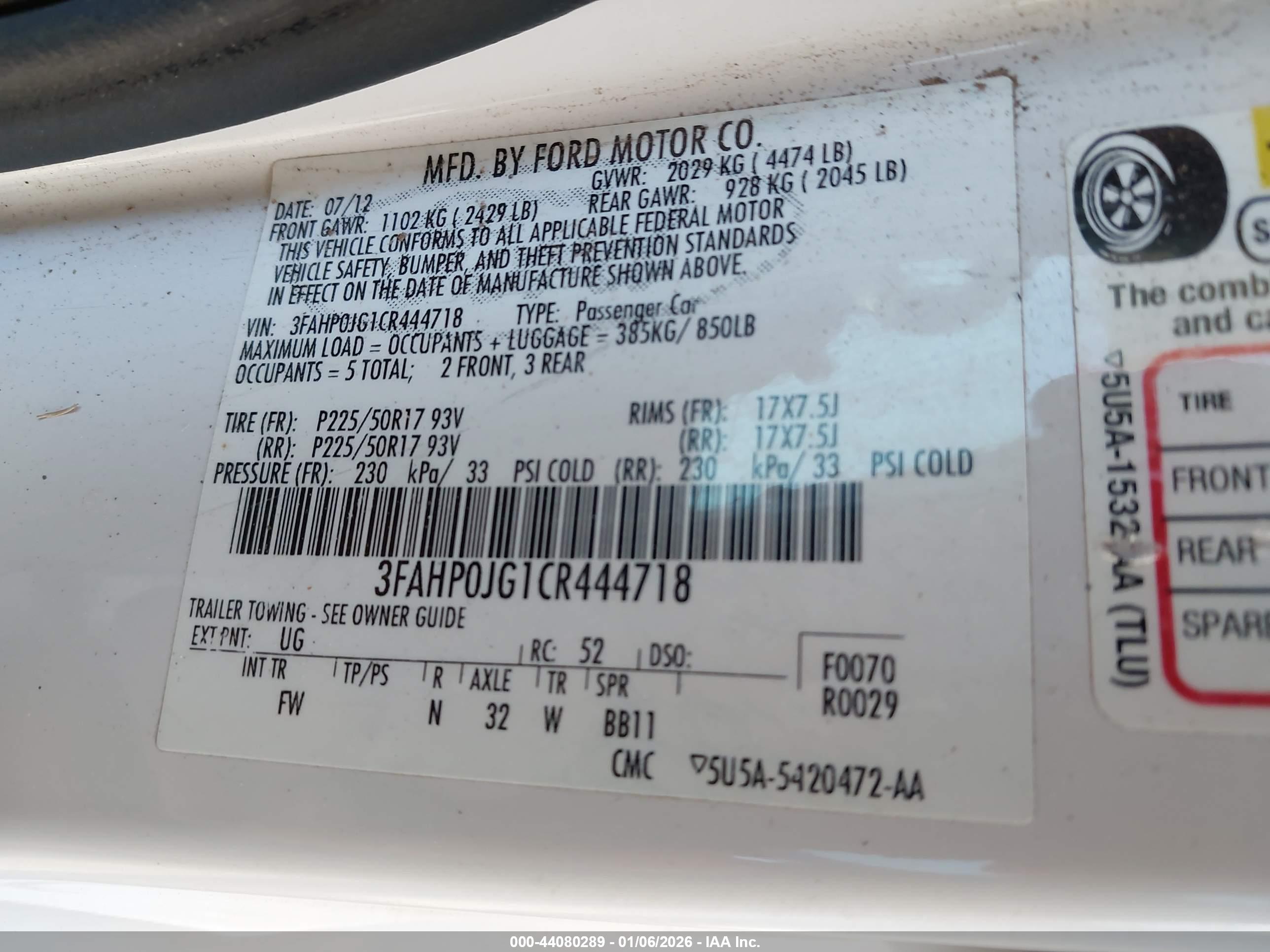 FORD FUSION image 9