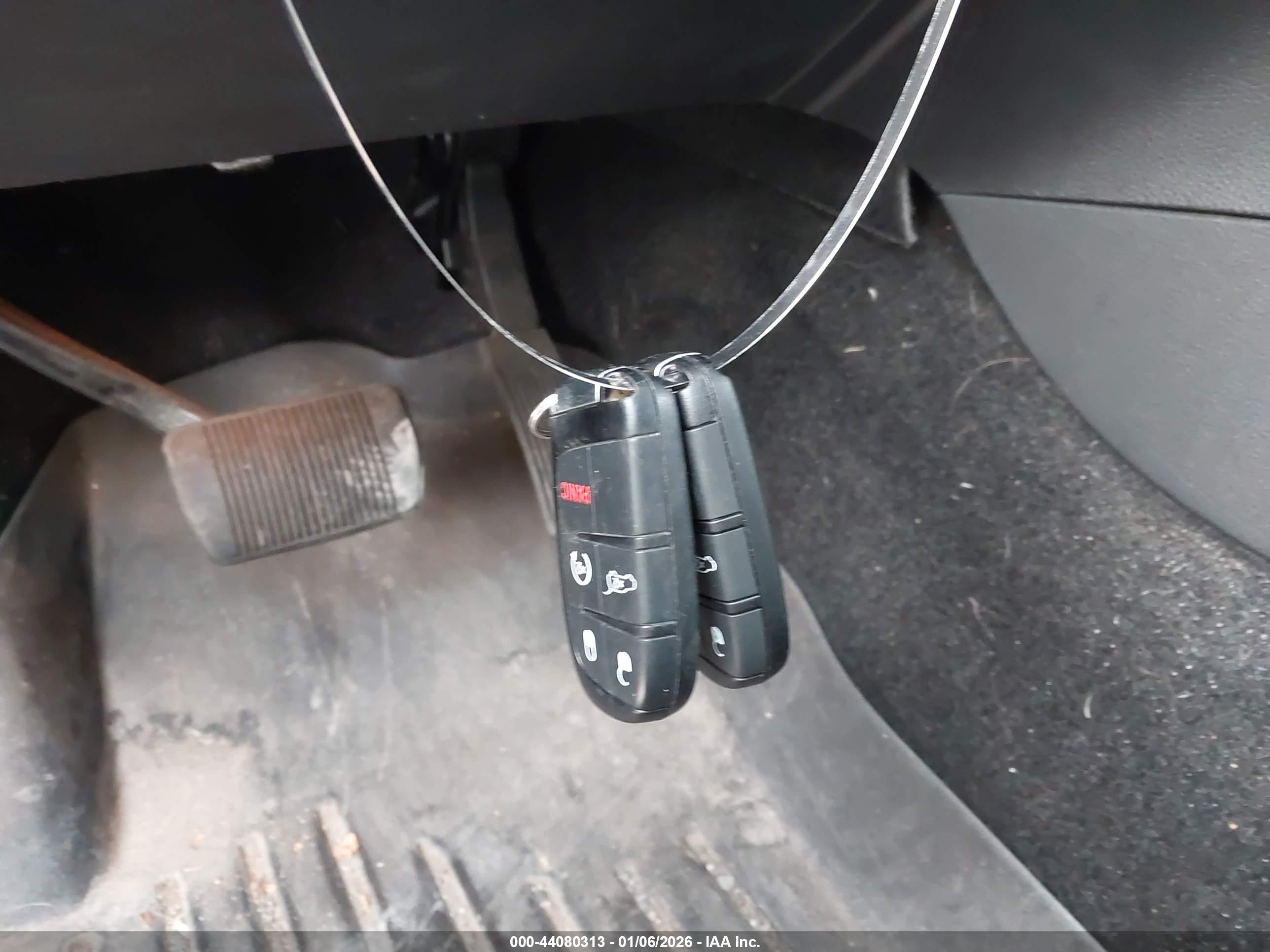 JEEP GRAND image 11
