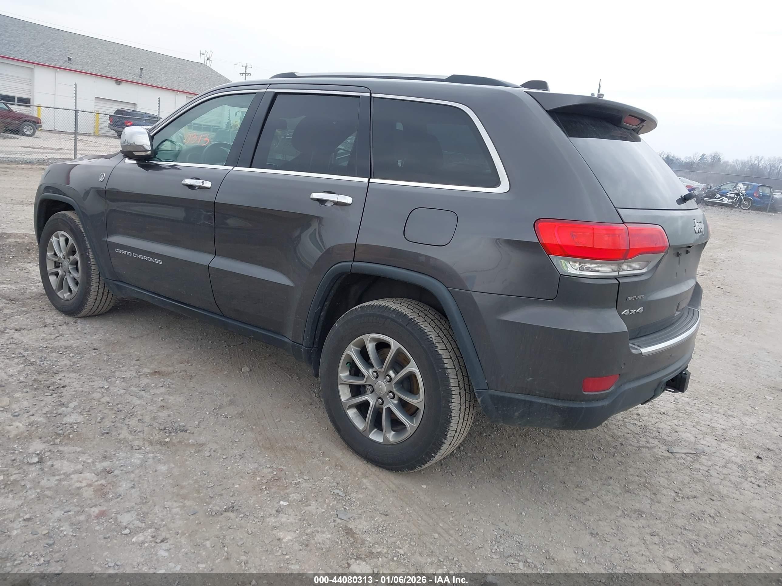 JEEP GRAND image 3