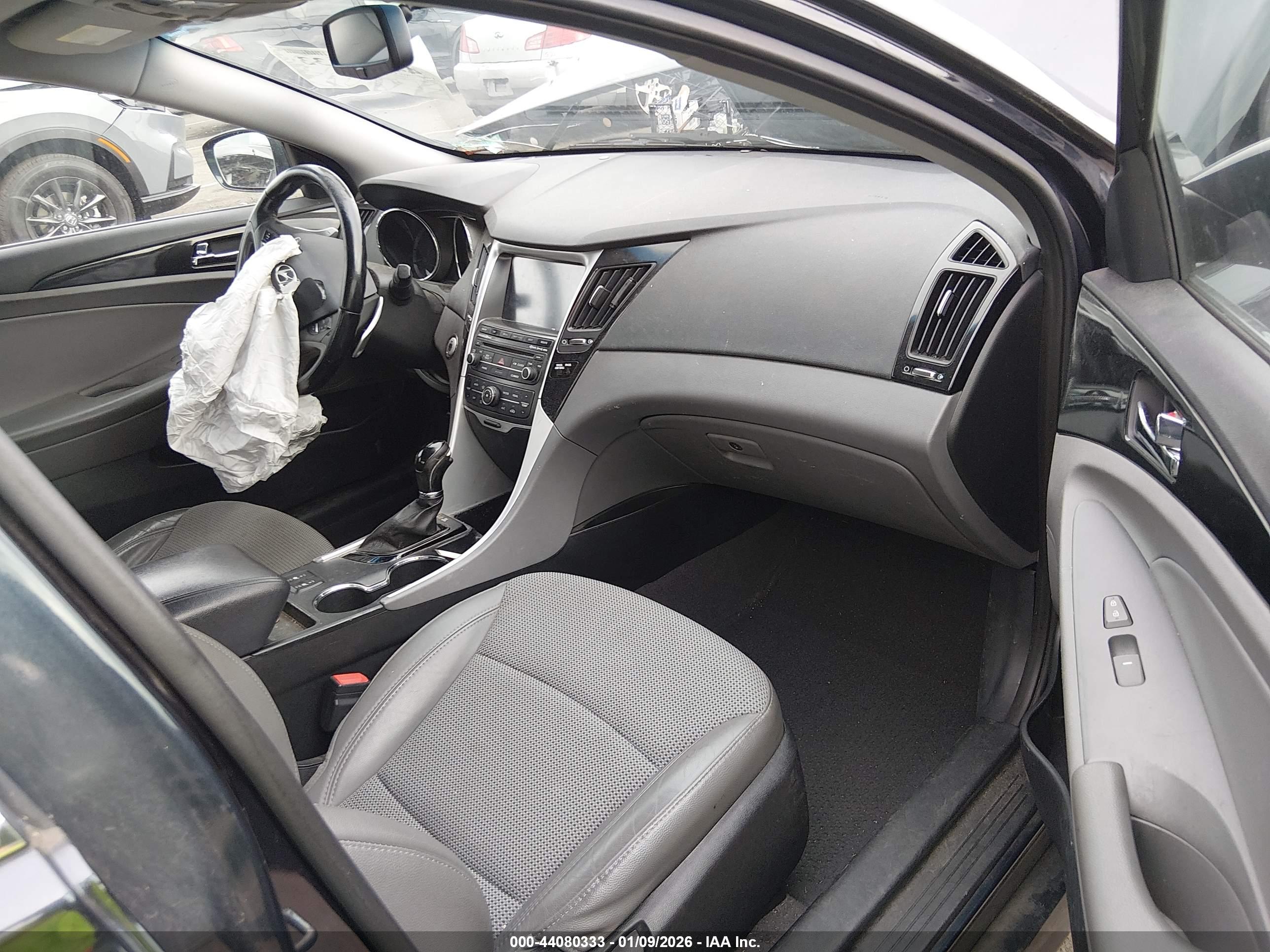 HYUNDAI SONATA image 5