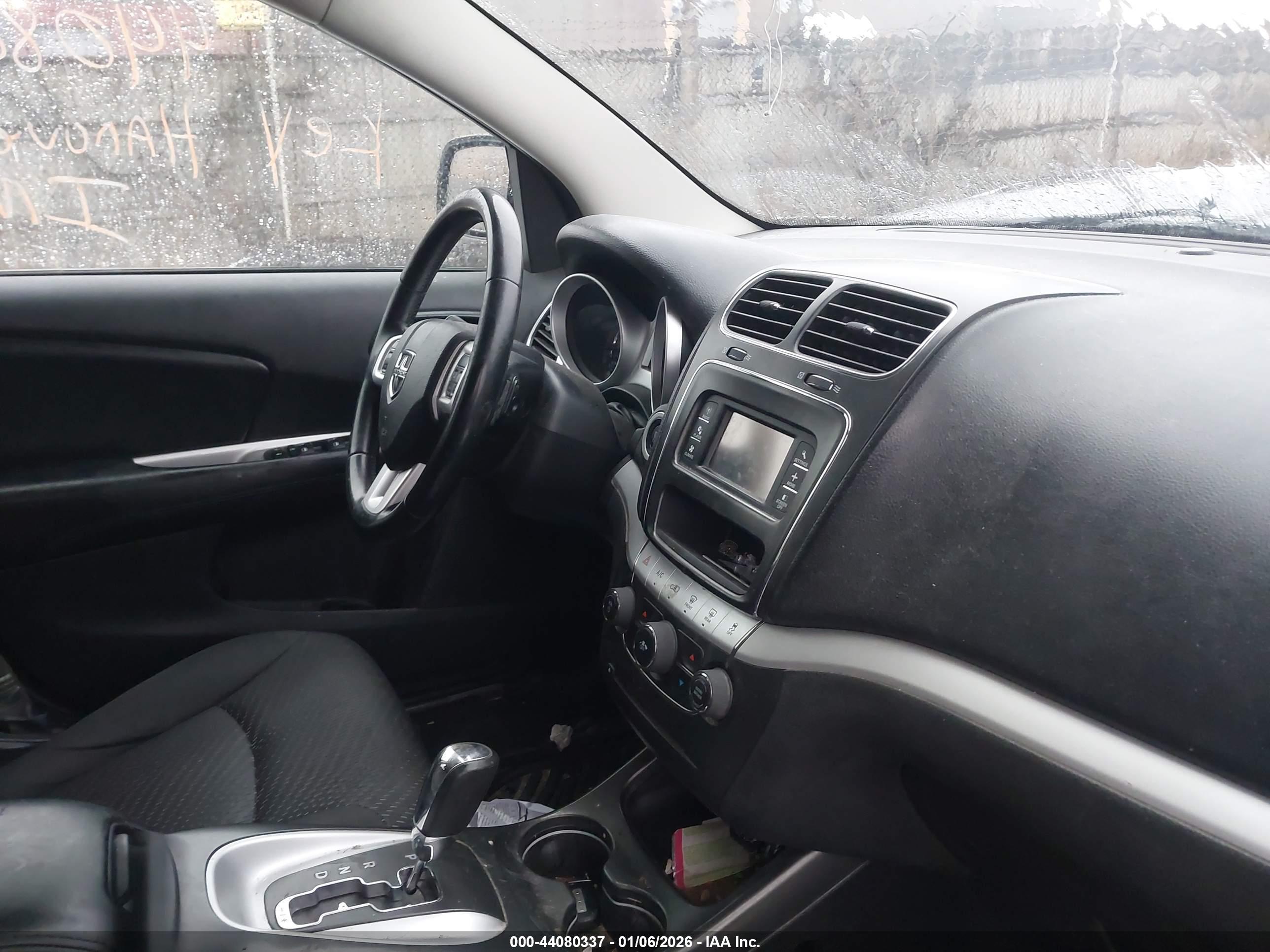 DODGE JOURNEY image 5