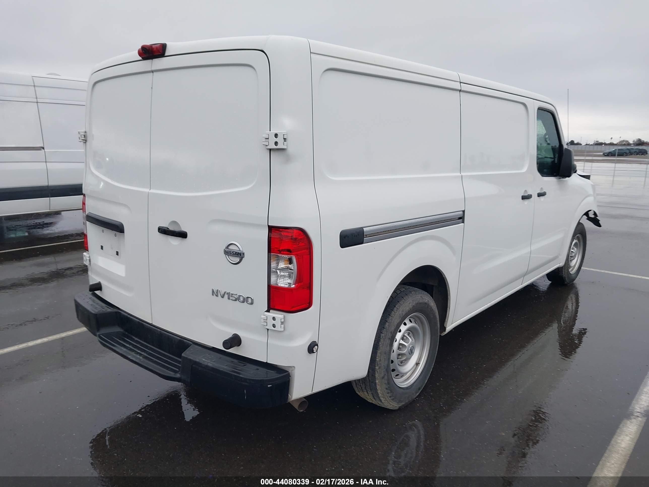 NISSAN NV image 4