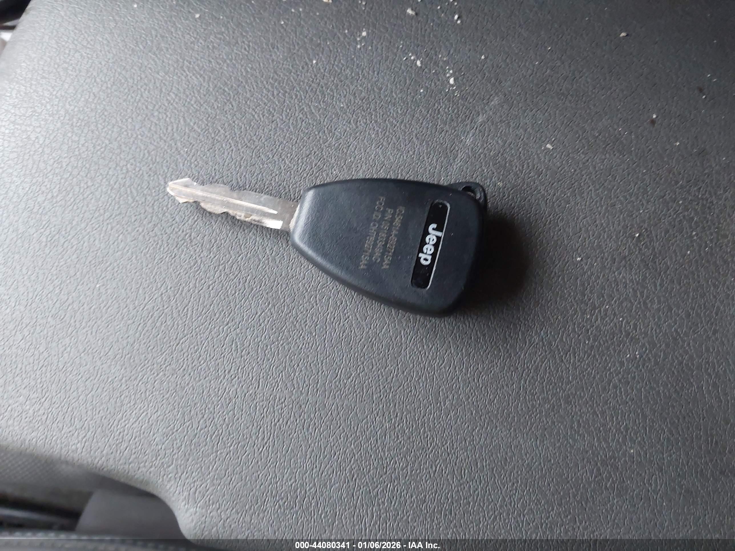 JEEP GRAND image 11