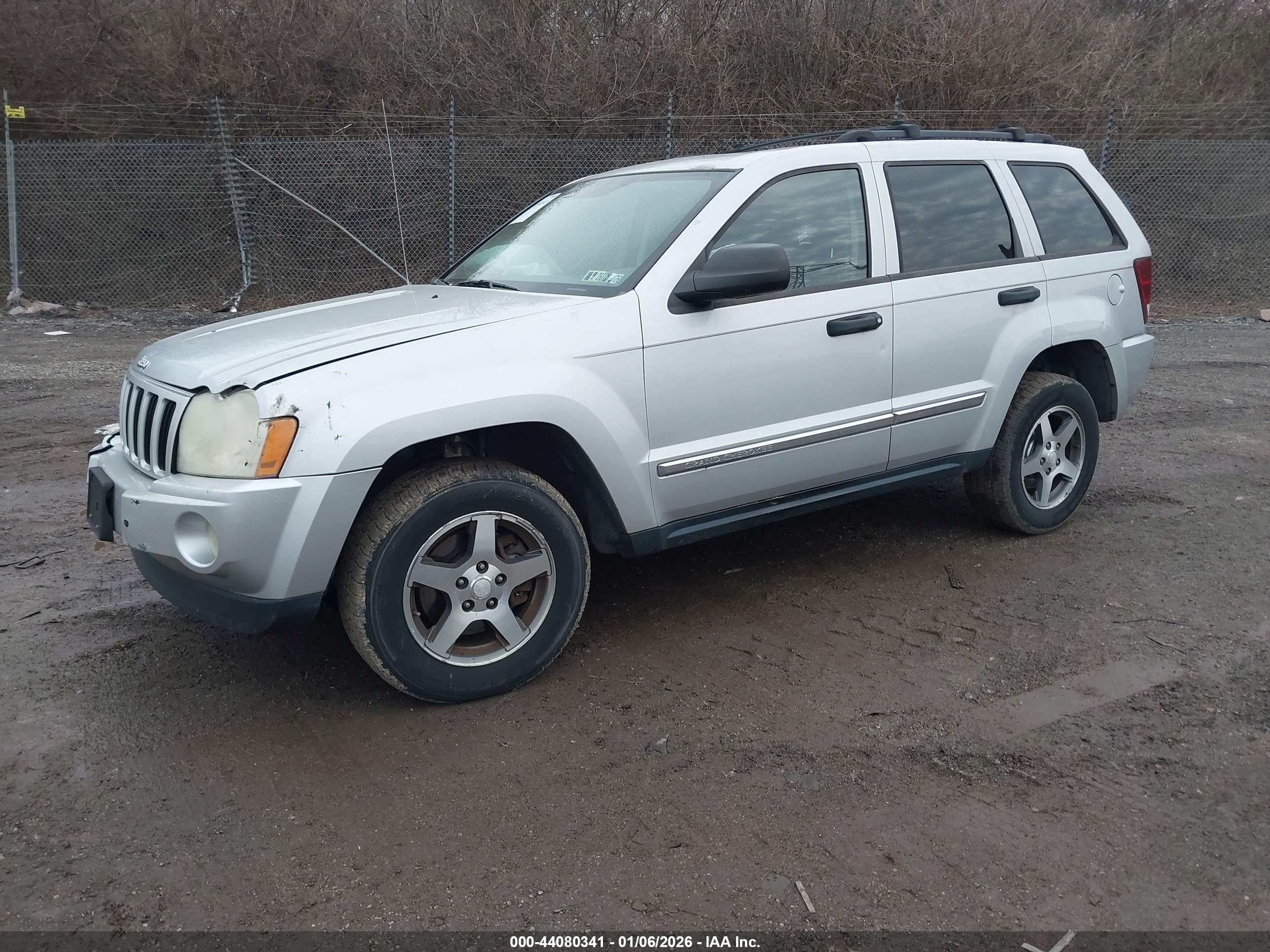 JEEP GRAND image 2