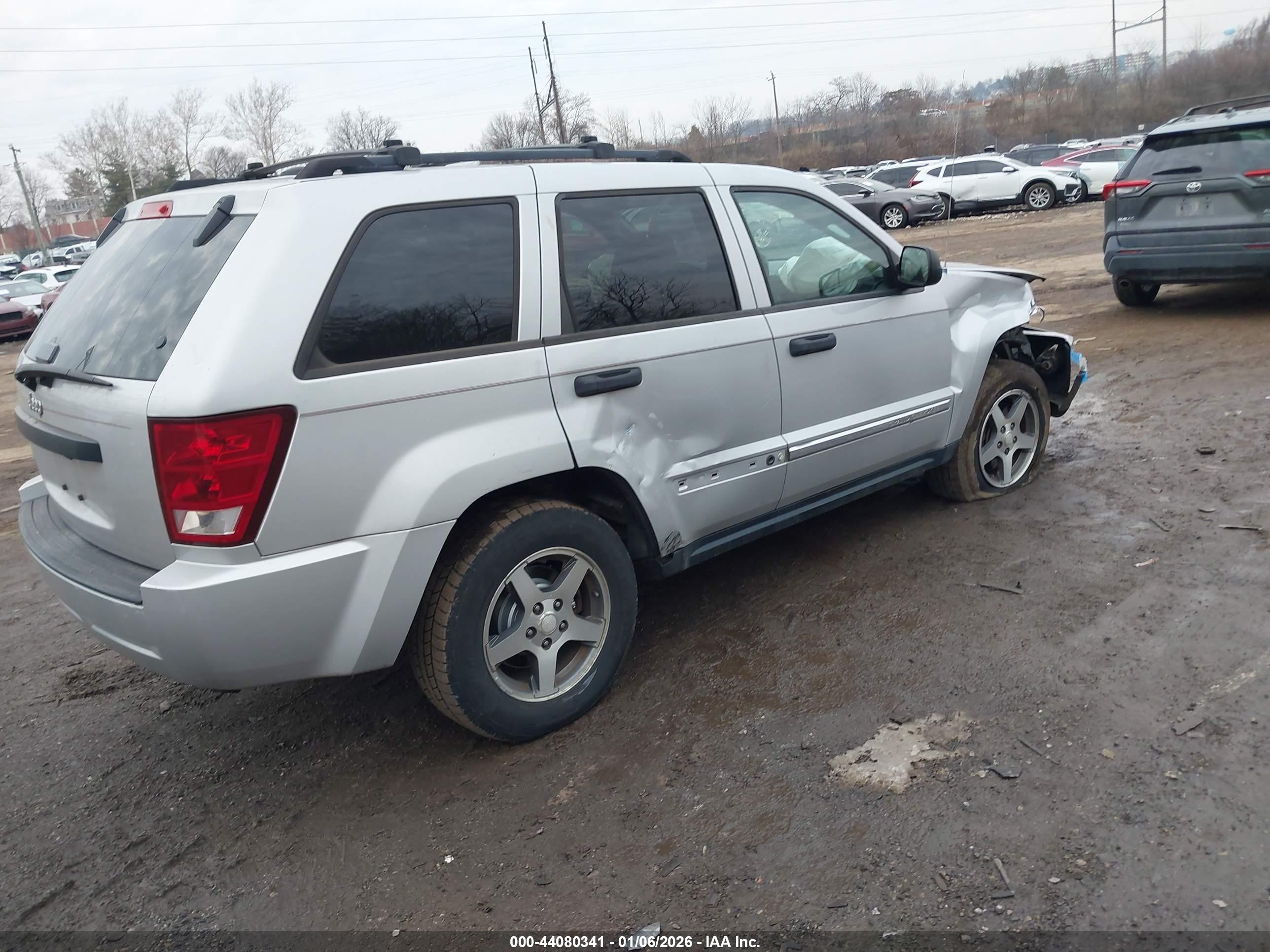 JEEP GRAND image 4