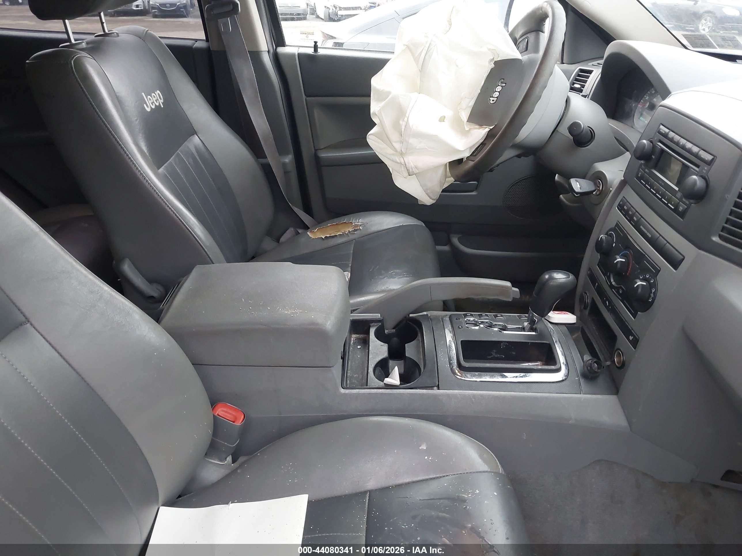 JEEP GRAND image 5