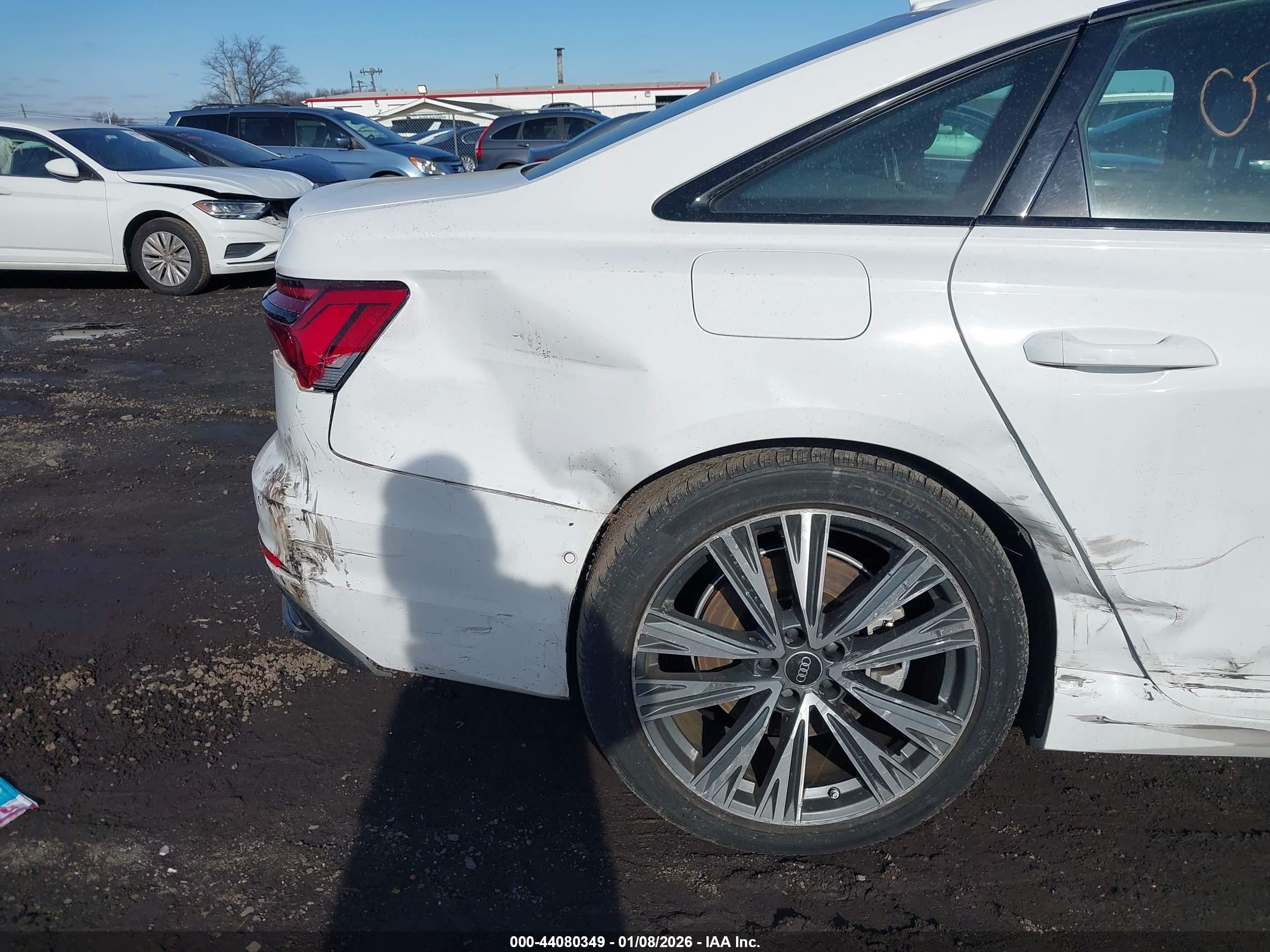 AUDI A6 image 6